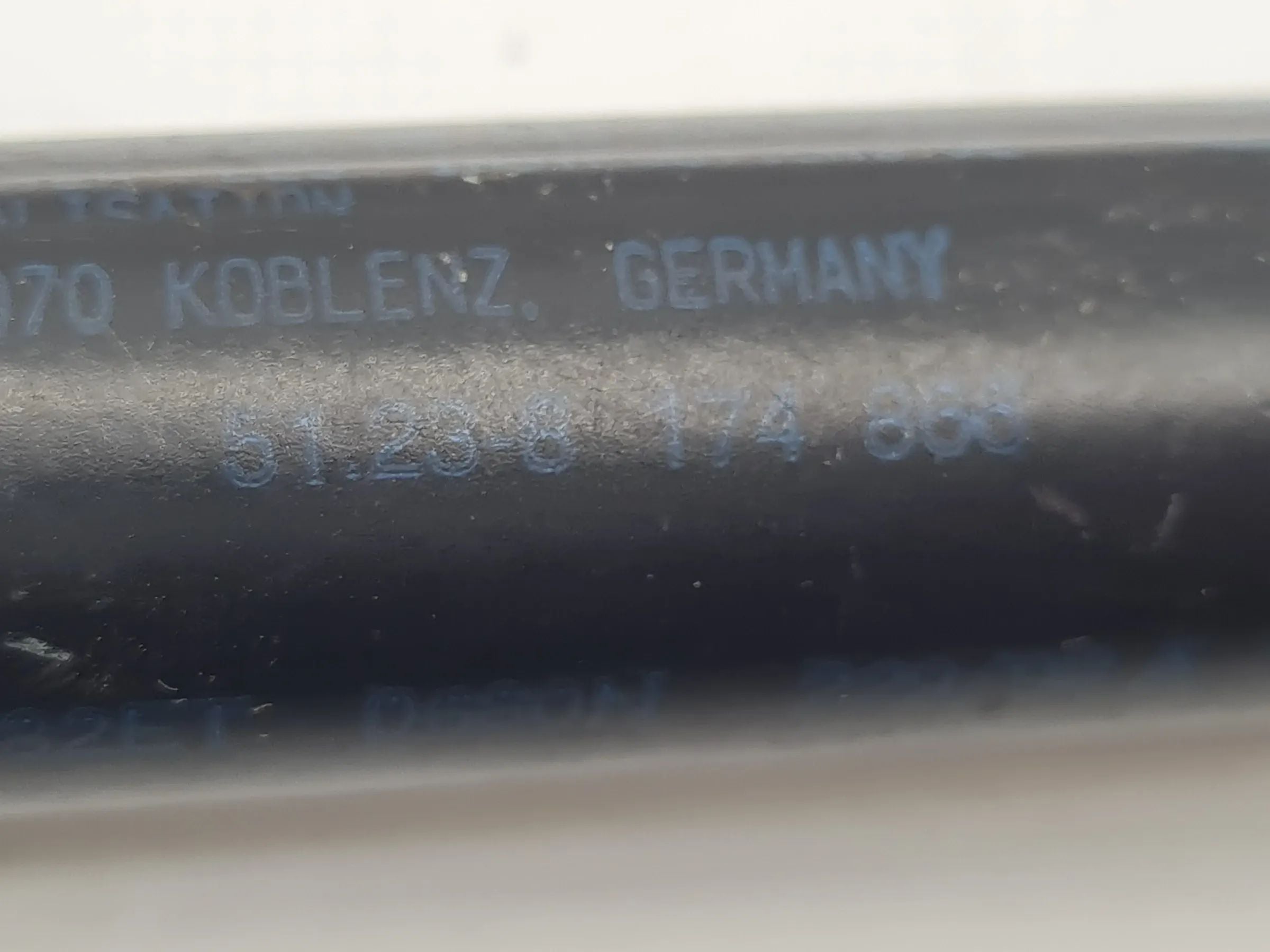 BMW 5er Touring E39 Gasfeder Motorhaube 51.23-8174866 Original