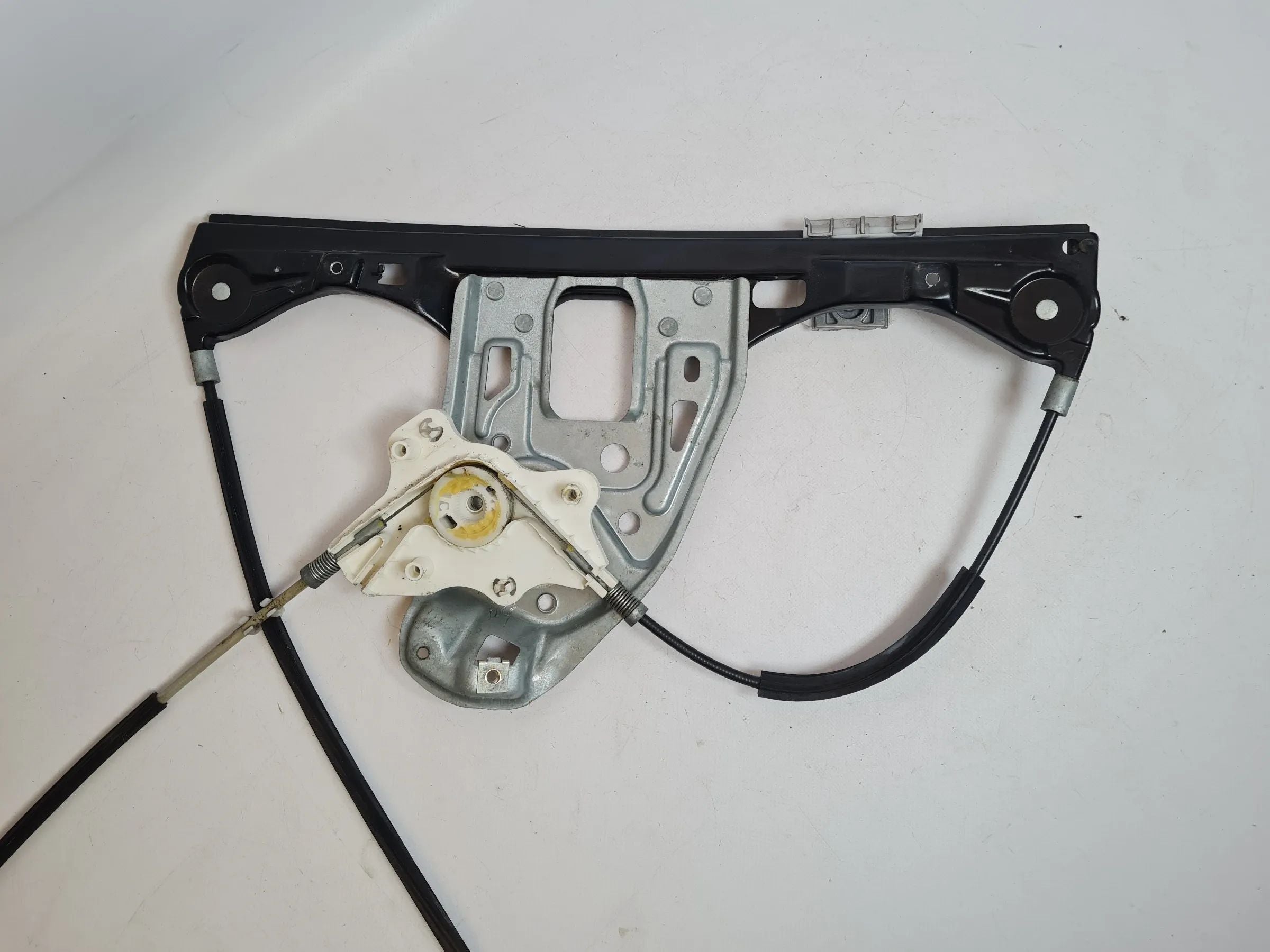Original Mercedes C-Klasse (CL203) Fensterheber Elek. Links Vorne A2037200546