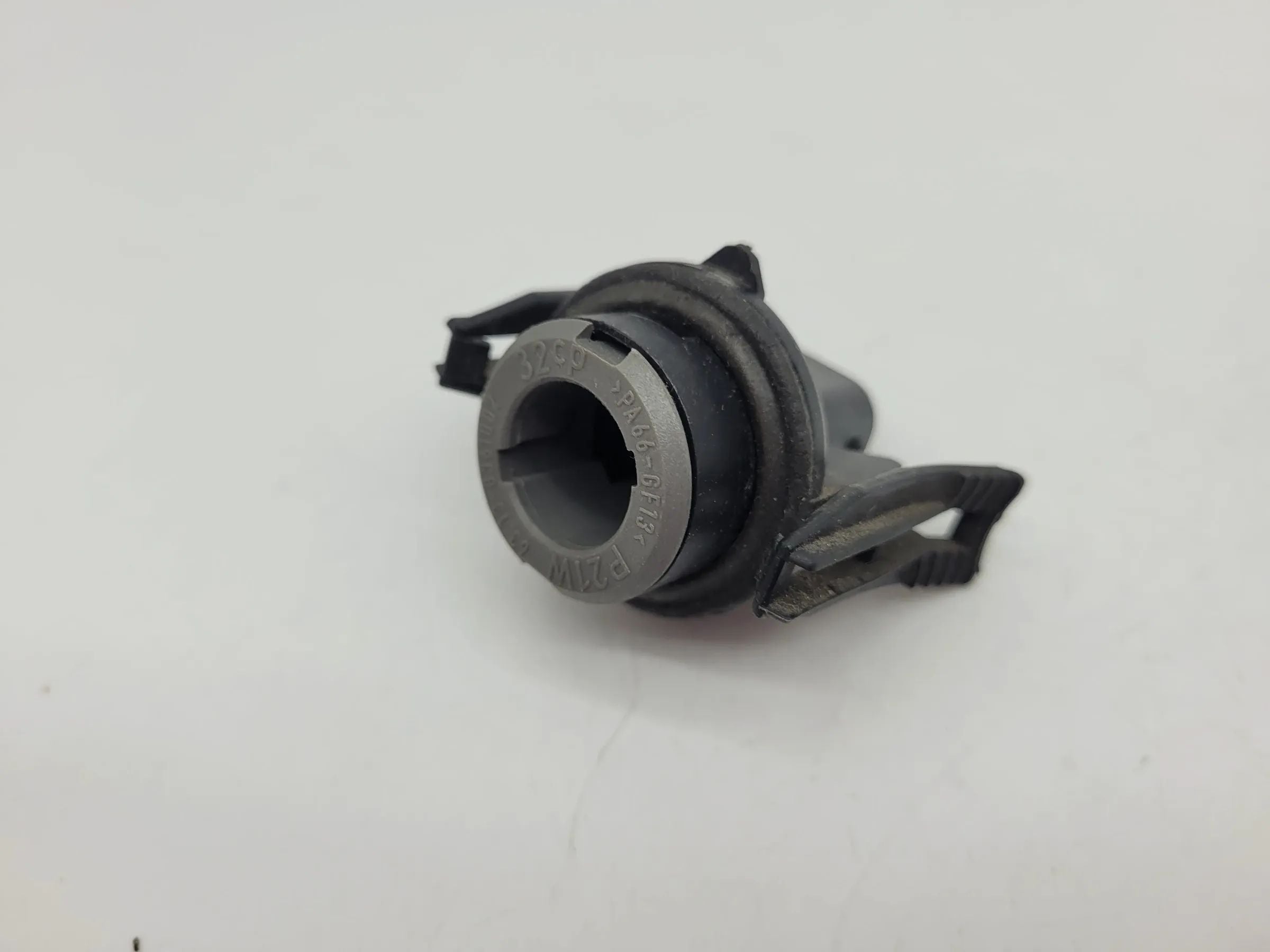 BMW 5er/7er E38/E39 Blinkerfassung Fassung L/R 63.13-8361002 (Original)