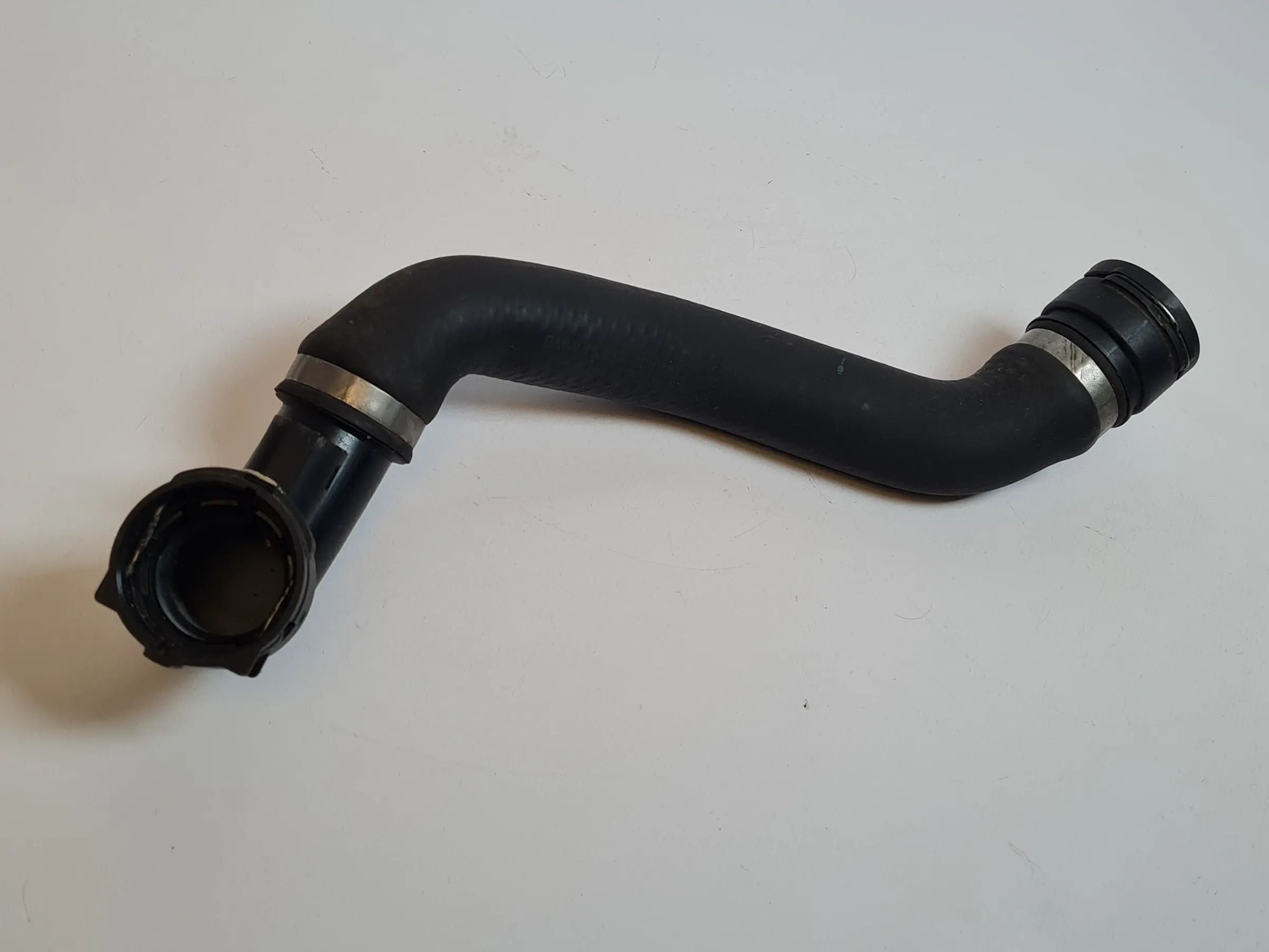 BMW X5 er E53 3.0i M54 M54B30 Wasserschlauch 7508688 11537508688 Original