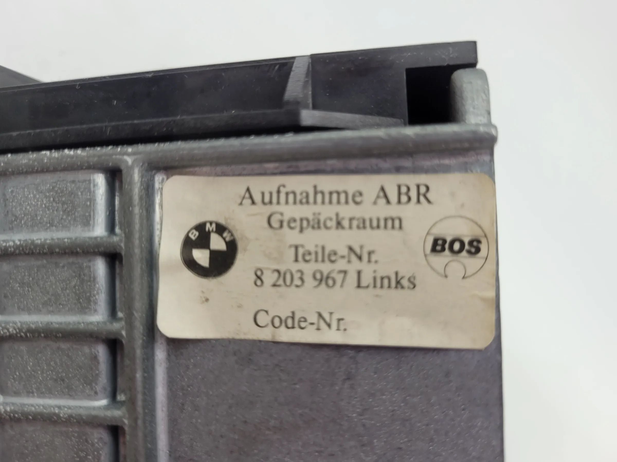 BMW 5er Touring E39 Aufnahme Sichtschutzrollo Links 8203967 Original