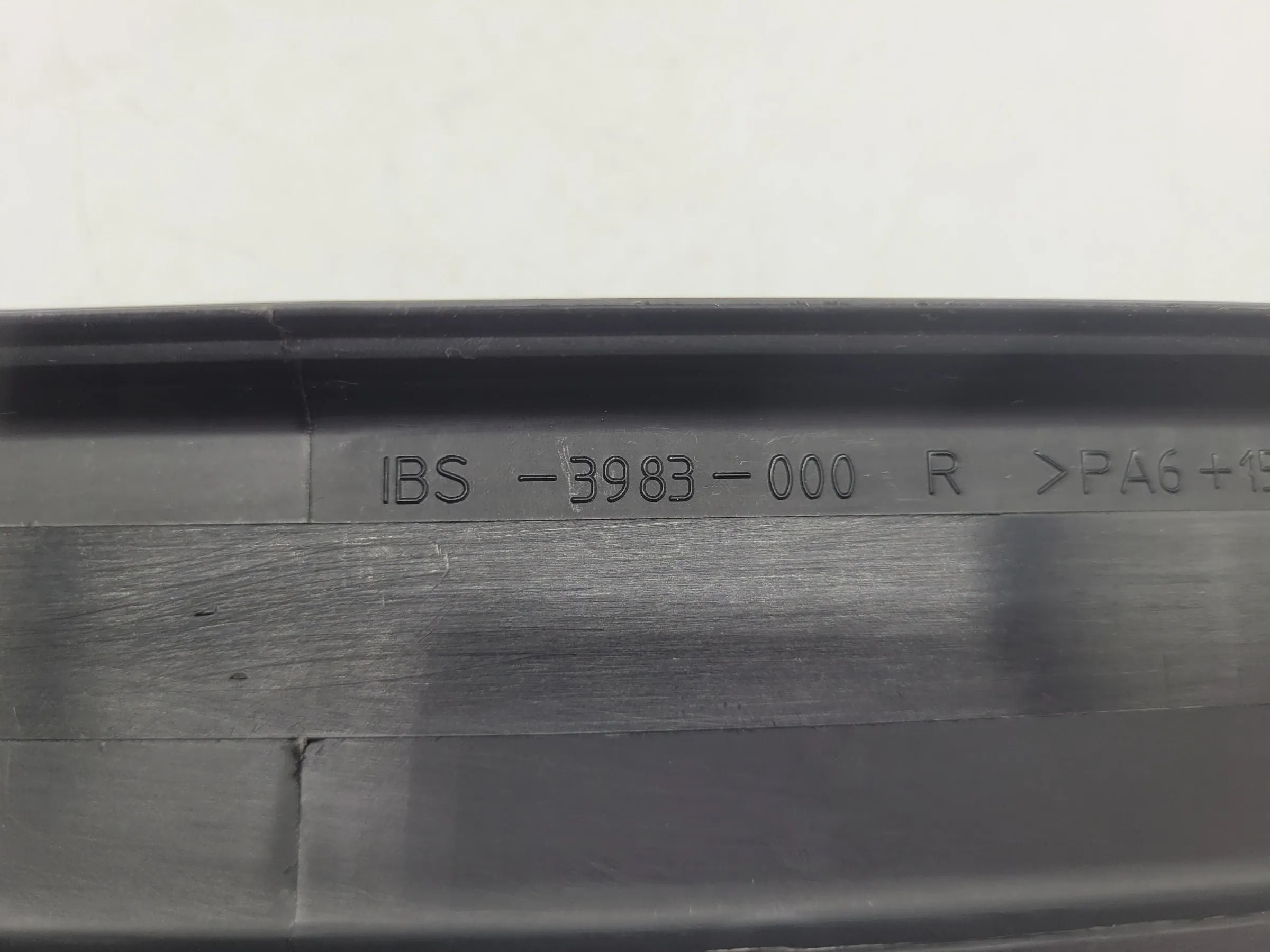 BMW 5er Touring E39 Fensterführungssteg Hinten Rechts Innen 8189280