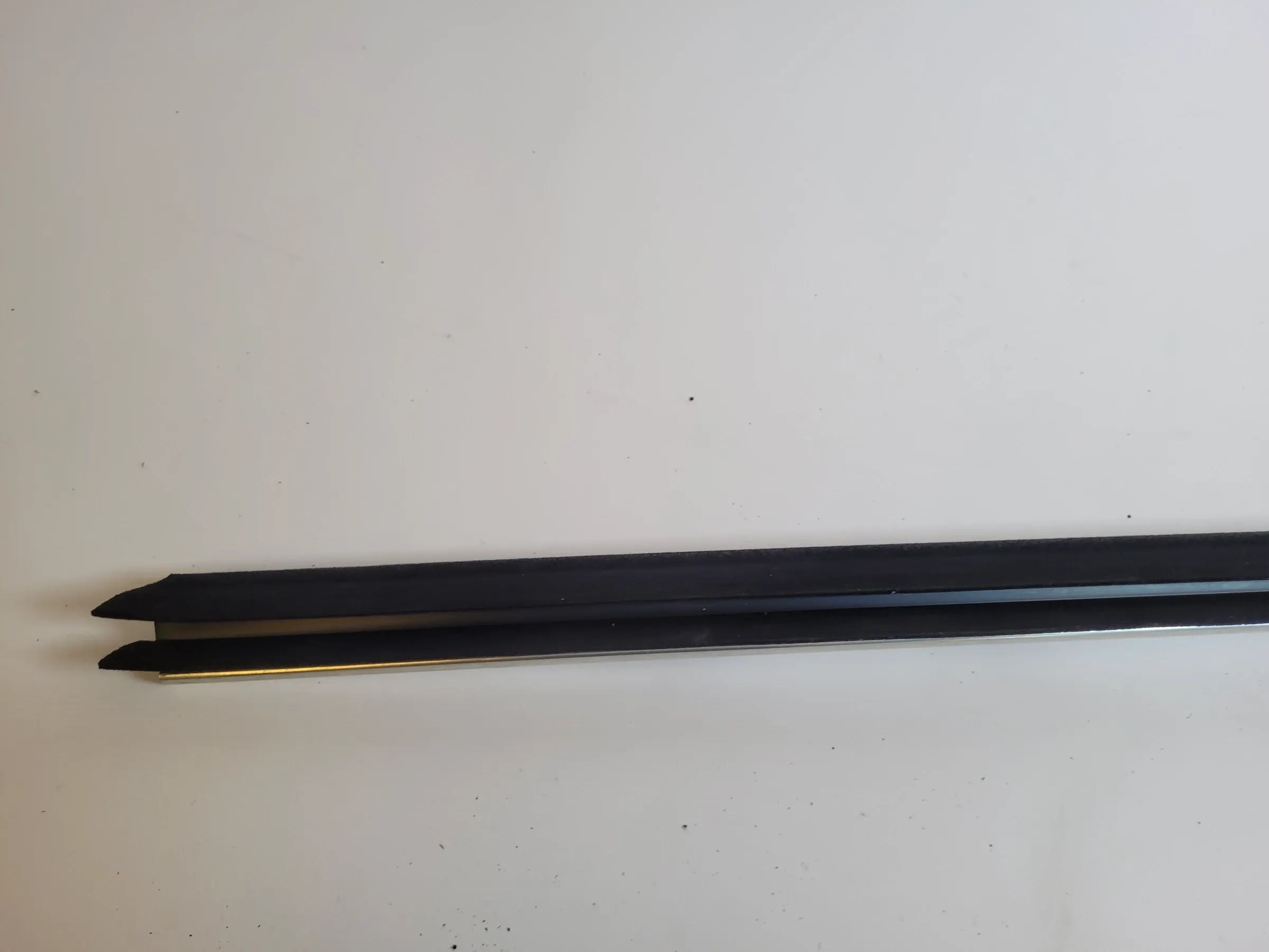 BMW 5er Touring E39 Chrom Leiste Dichtung Hinten Rechts 51.22-8185818 Original