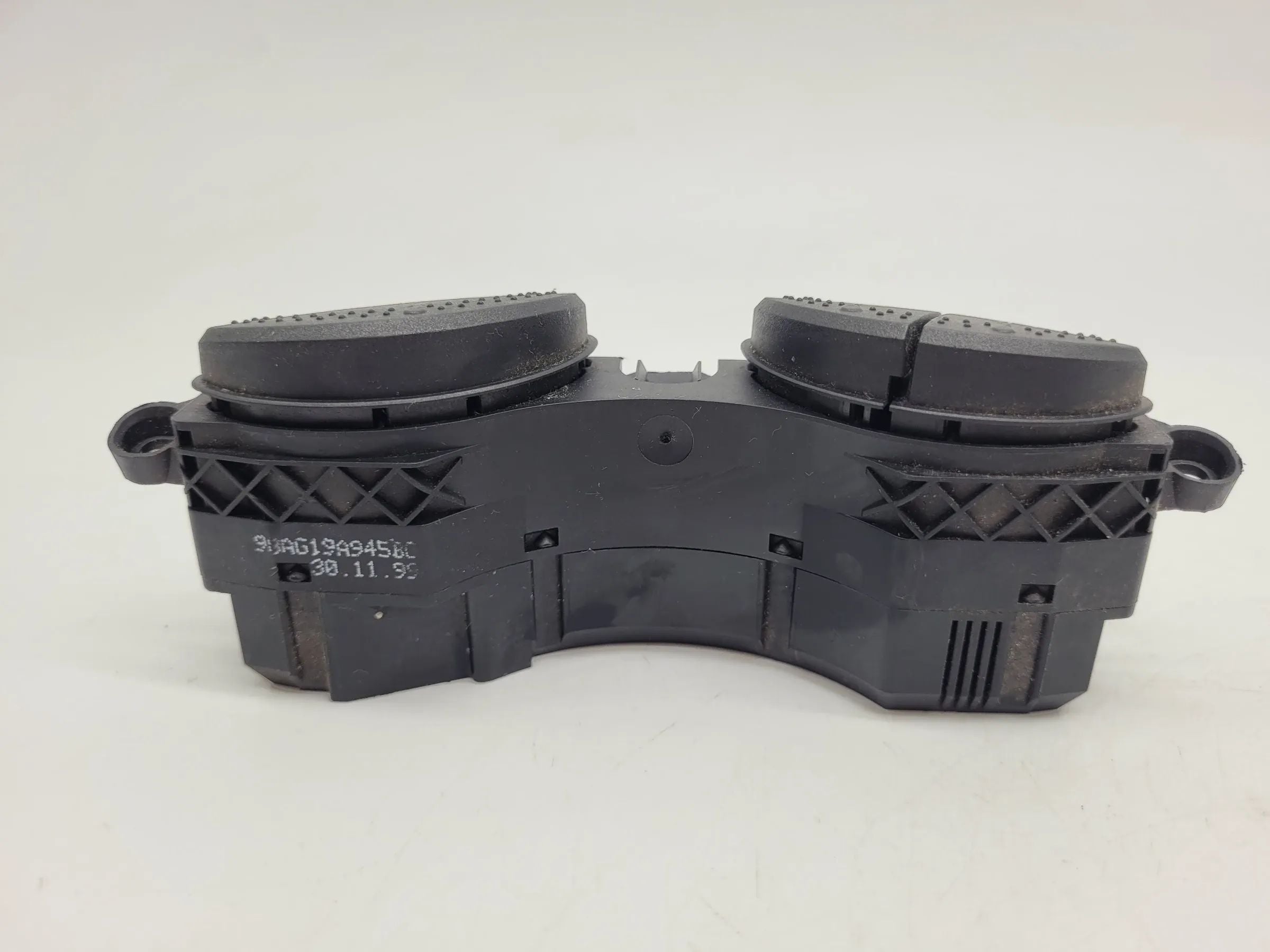 Ford Focus DAW/DBW Schalter Klima Heckscheibenheizung 98AG-19A945-BG (Original)