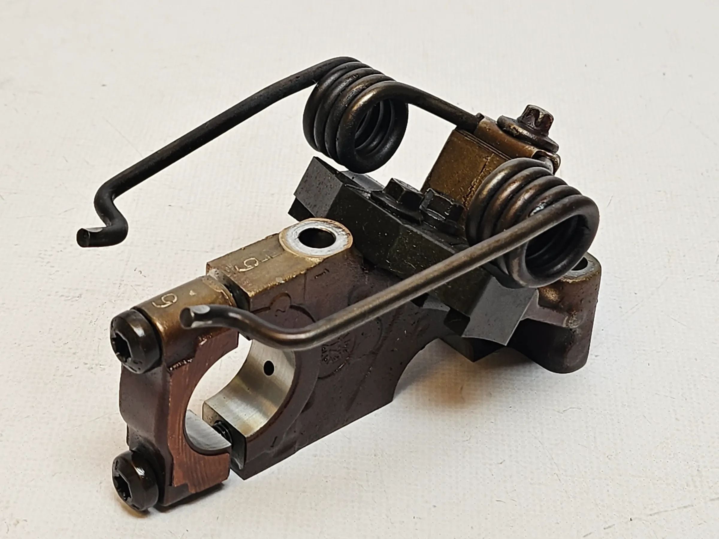 BMW F20/F21  -N13B16 1,6L - Mini R57 R56 R60 R58 Nockenwelle Lager Bock 6
