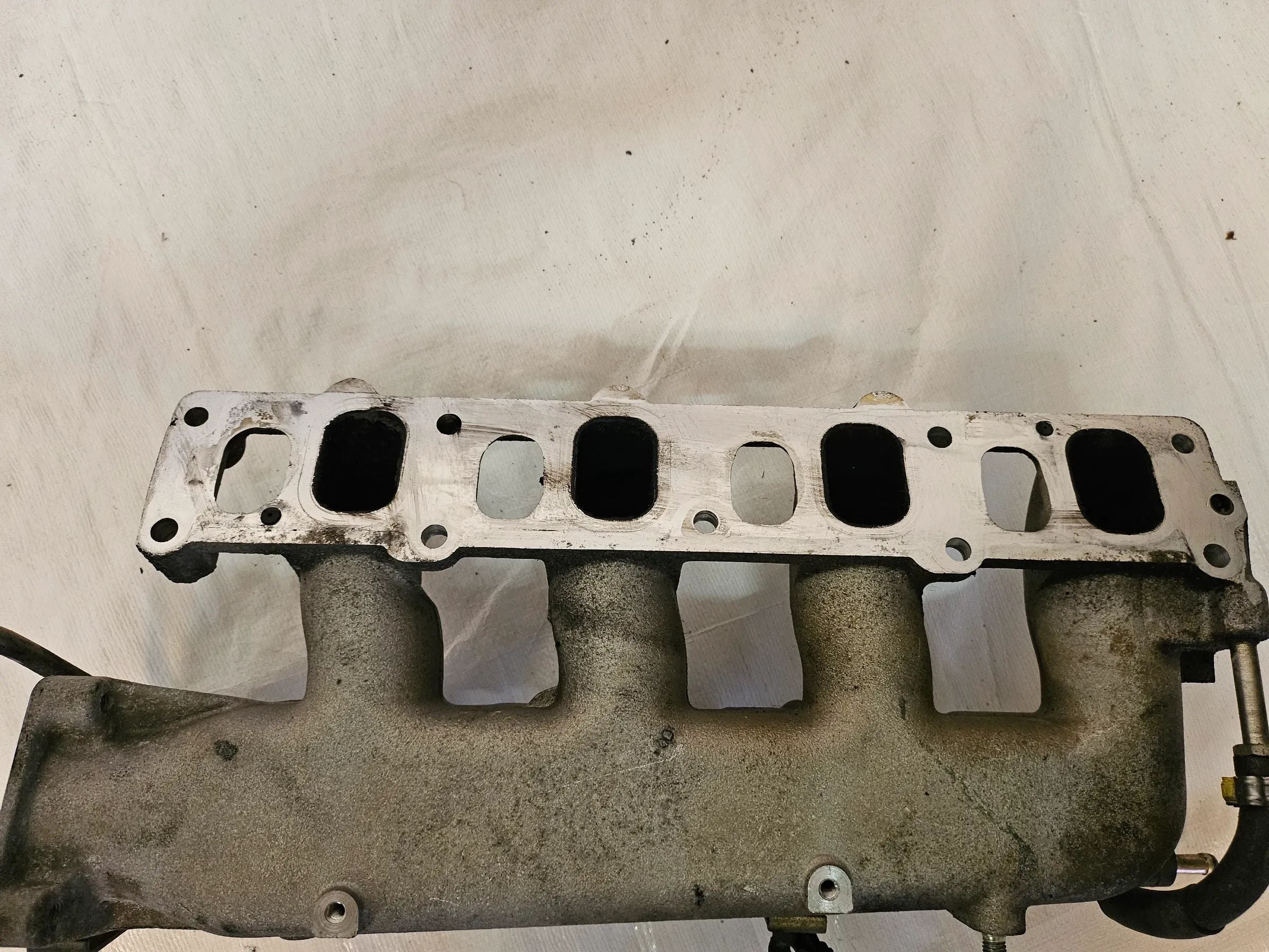 Fiat Punto 1.9 JTD 188 63 KW 85 PS Ansaugkrümmer Ansaugbrücke Original