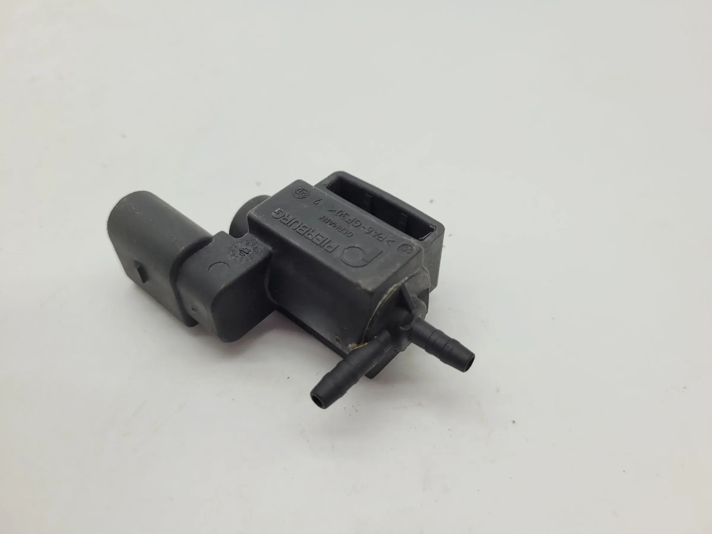 Magnetventil Saugrohr Ansaugluft Ventil für Audi A3 A4 VW Golf Polo Seat Skoda