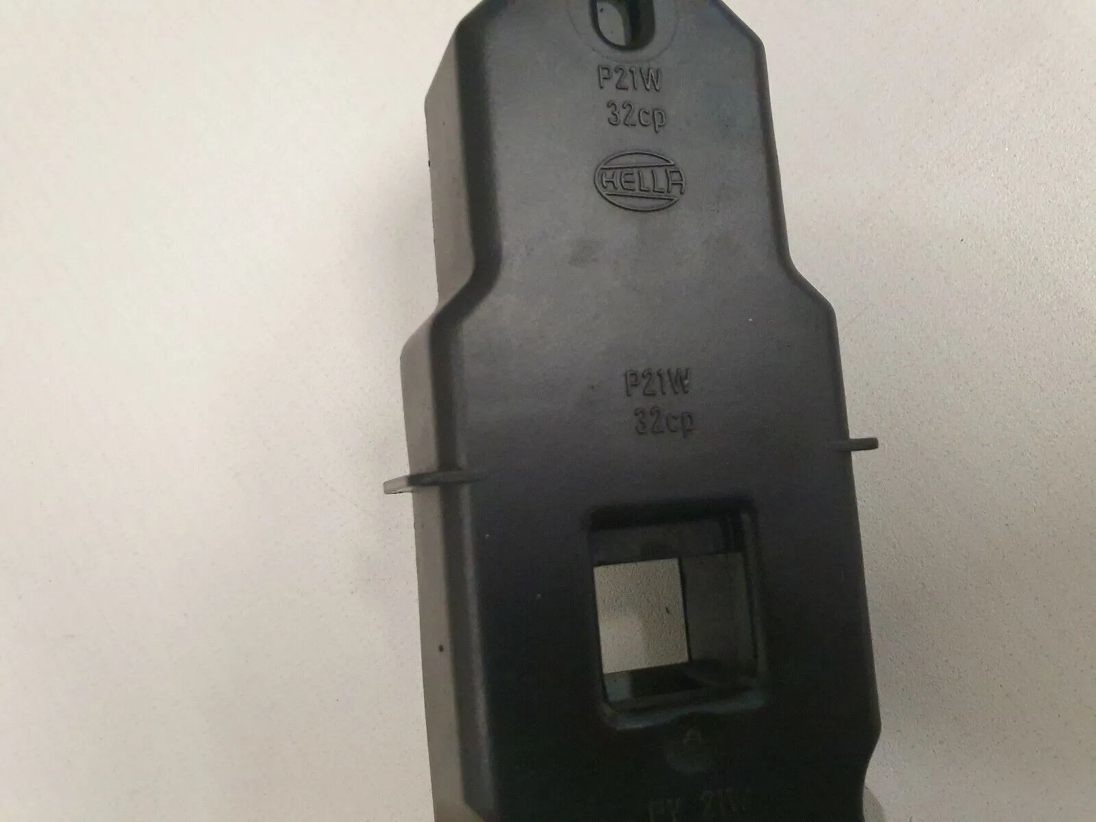 Lampenträger links oder rechts 14653100 Mercedes-benz C-klasse H0 W202 T K14