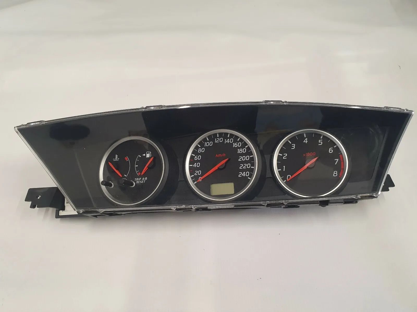 PRIMERA P12 WP12 BENZIN  ** KOMBIINSTRUMENT TACHO ARMATUR INSTRUMENT ** NISSAN