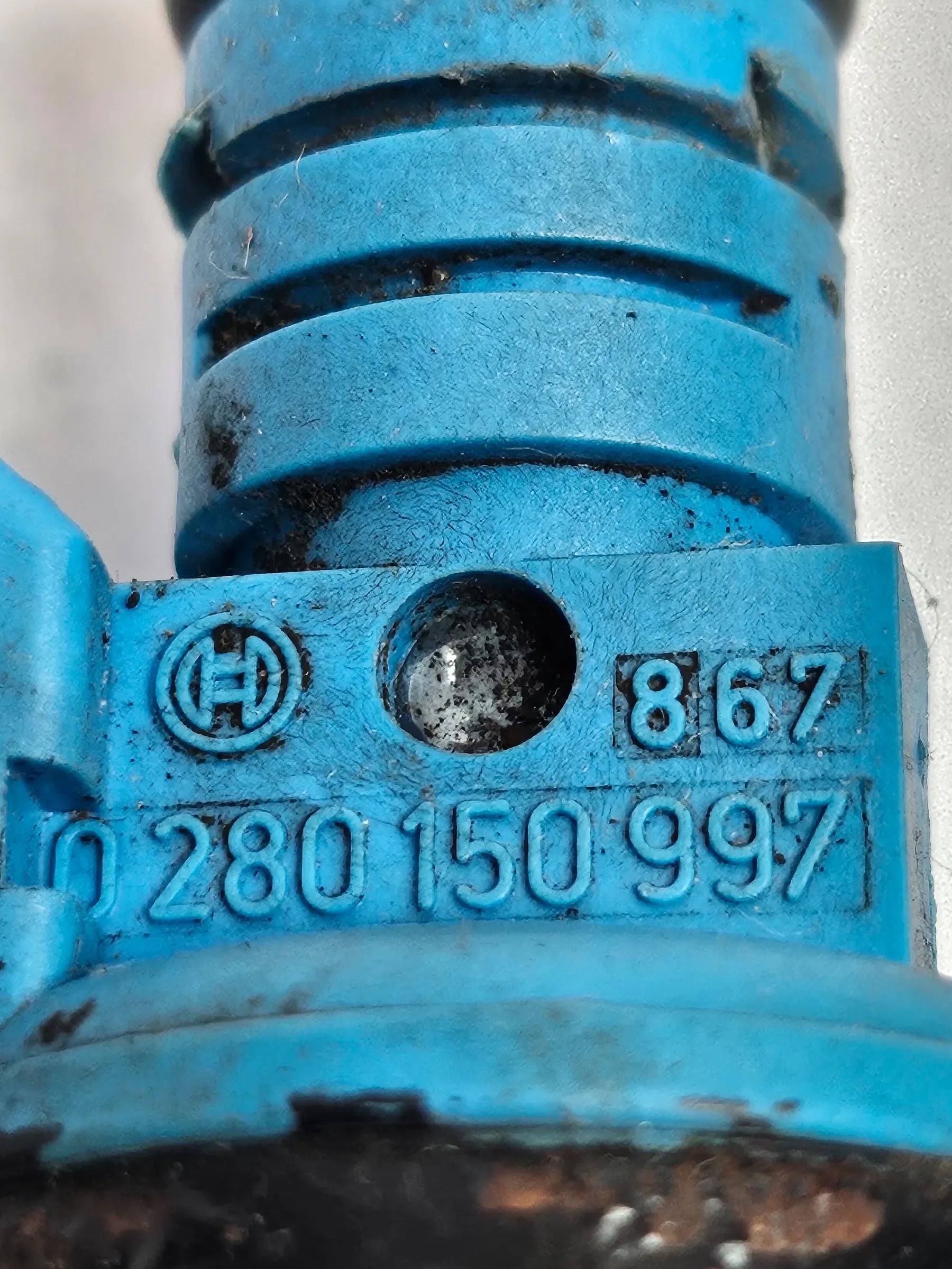 Ford Fiesta IV 1.3i Injector Nozzle Bosch 97BF-BA, 0280150997 