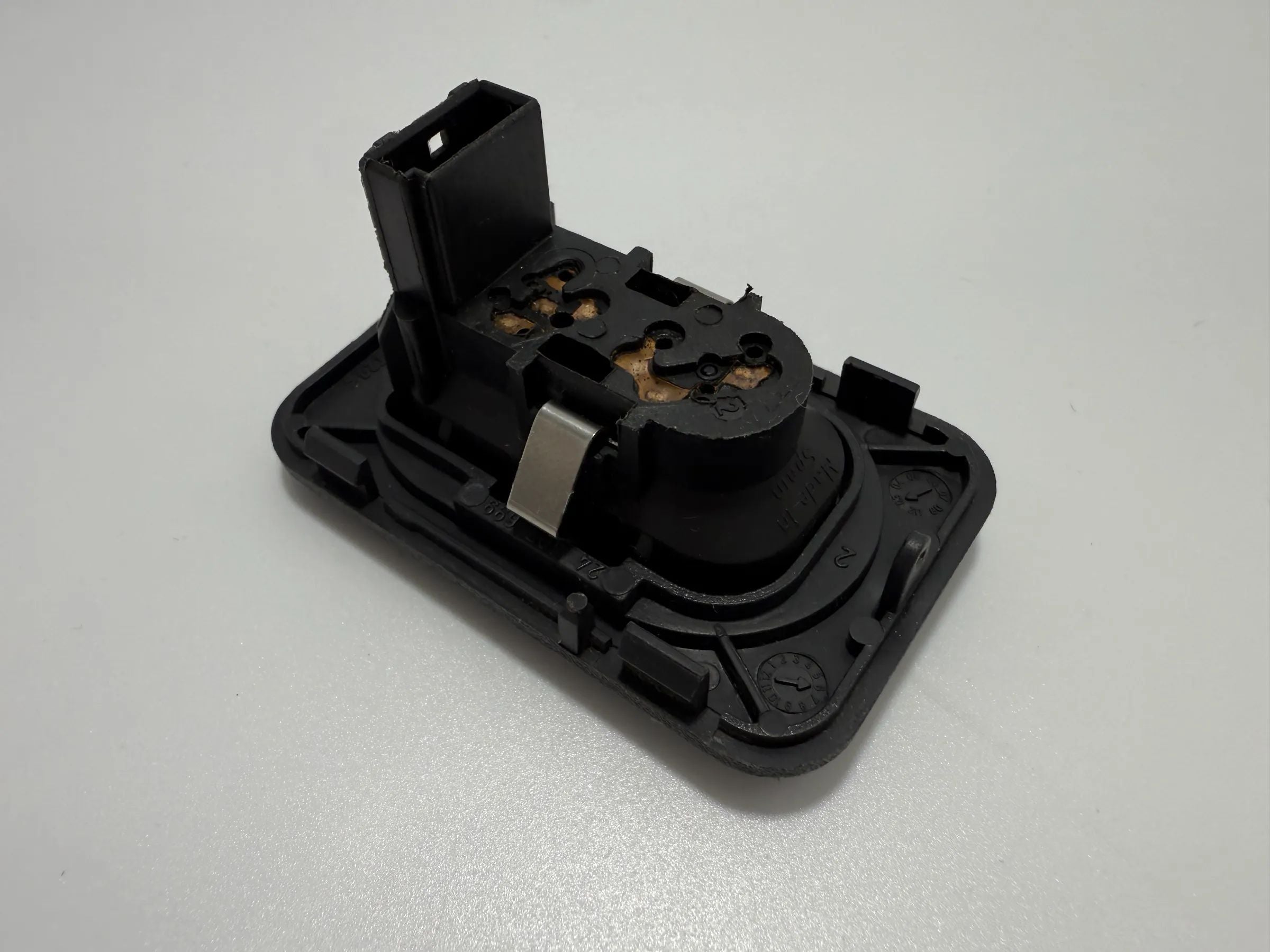Oryginalny Opel / Vauxhall Meriva (X03) przełącznik podnośnika szyb prawy 24407699