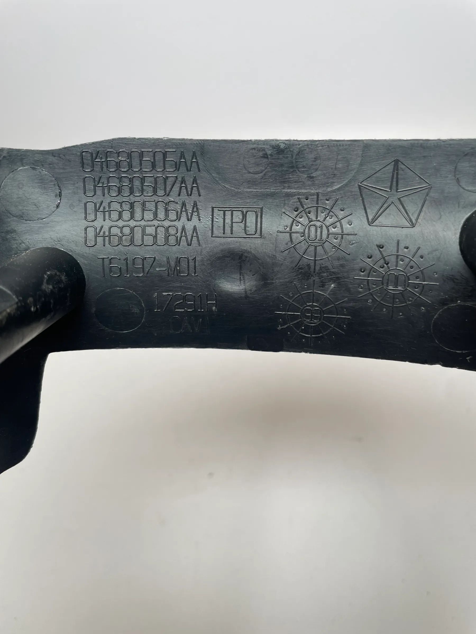 Original Chrys. Voy. 04680505...08AA Lenks-Verkleidung Lenksäule T6197-M01