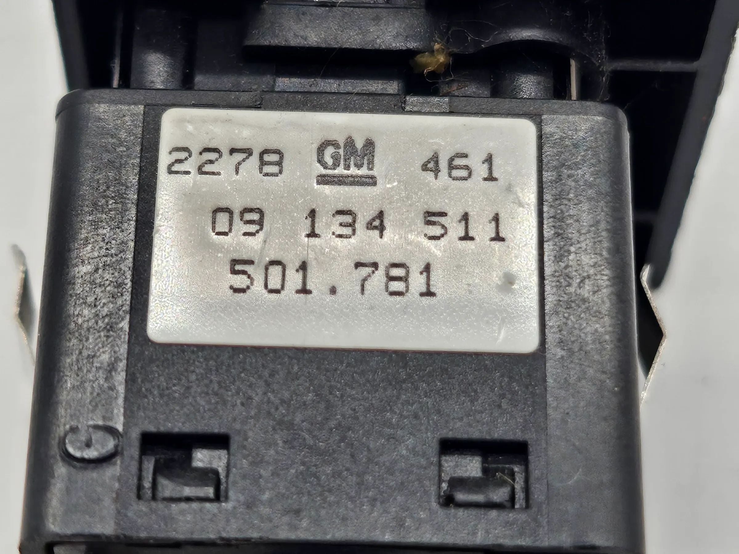 Original Opel Vectra B ECO Schalter Taster GM 09134511