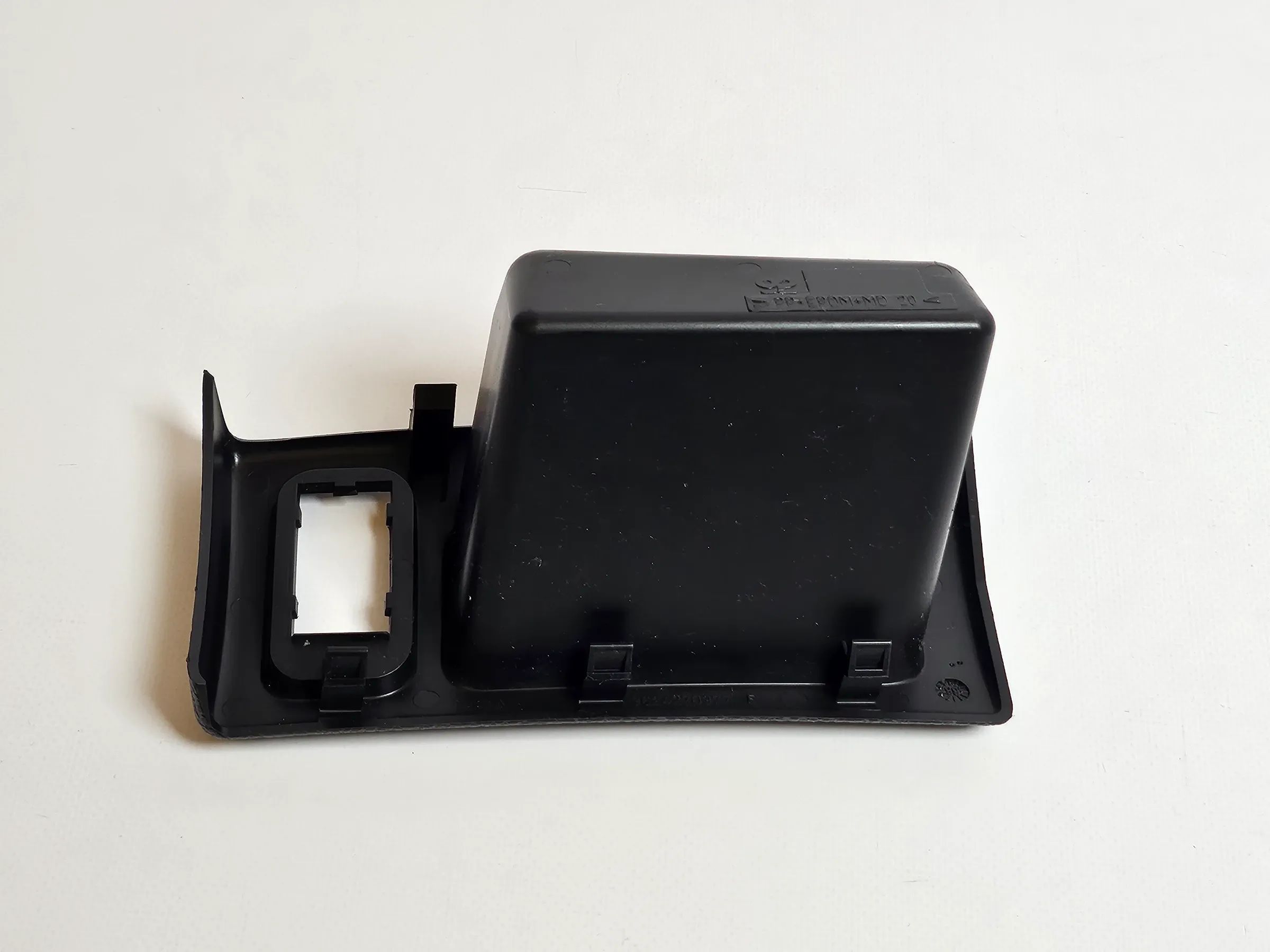 Peugeot 206 CC Garniture Intérieure Boîte de Rangement 9624270977