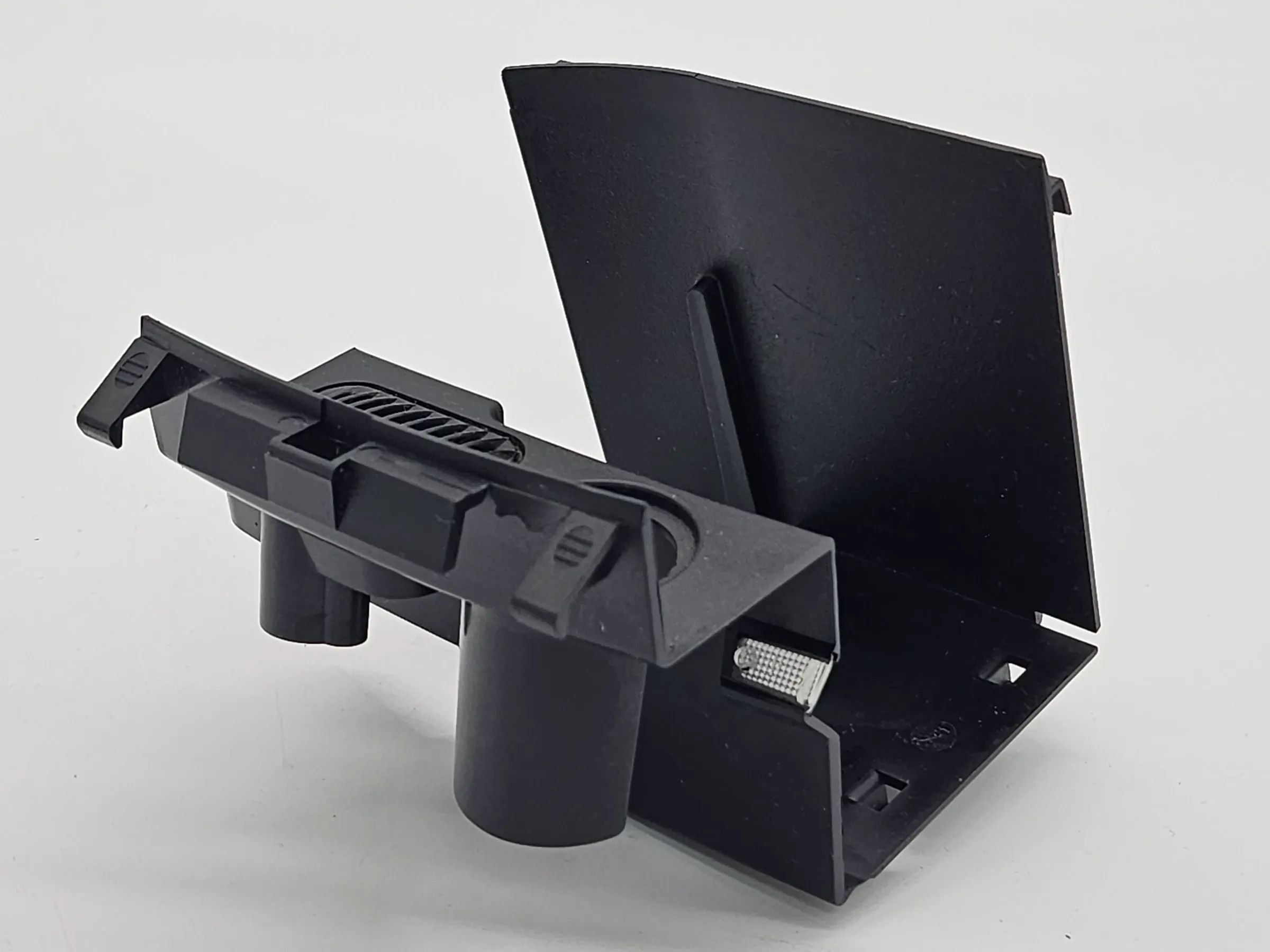 Оригинальная крышка розетки подлокотника Mercedes CL 203 2036801650