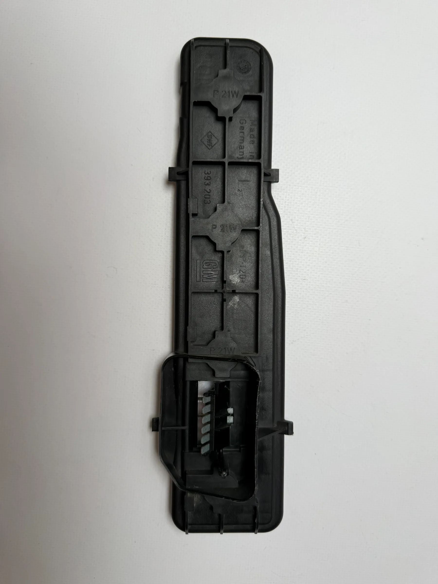 Original Astra G lamp holder rear light rear left 393.203 