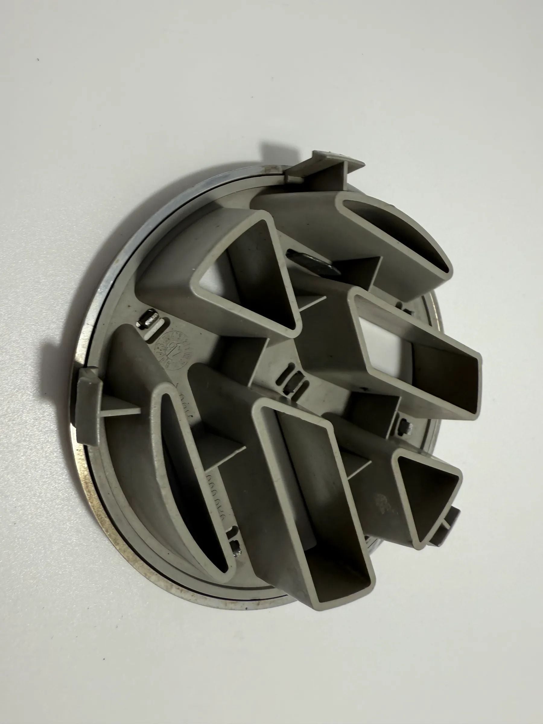 Original VW Zeichen Schriftzug Logo Emblem Wappen Schriftzug 3A0853601