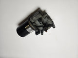 GENUINE BMW X5 E53 WINDSCREEN WIPER MOTOR FRONT 24012673 