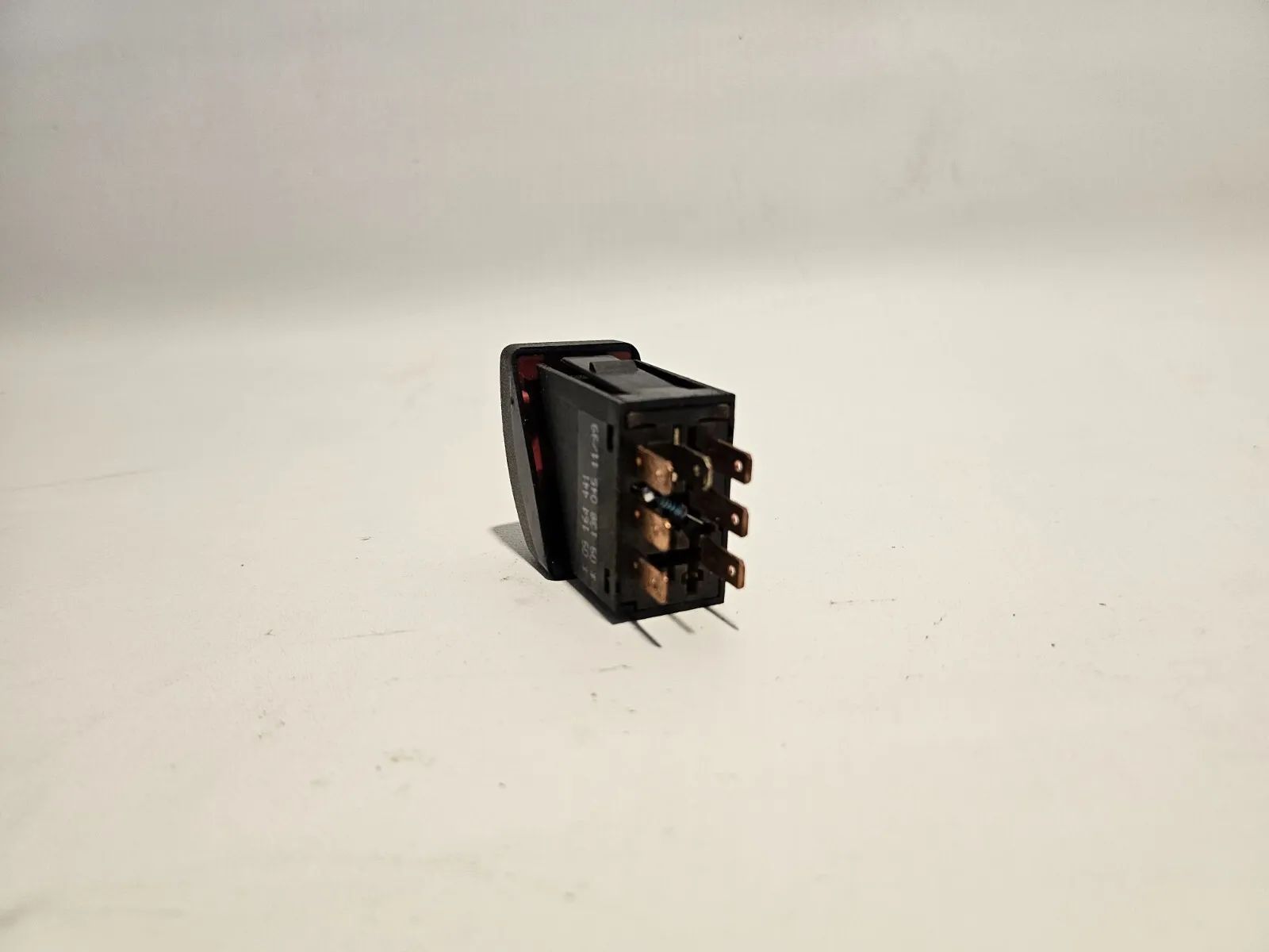 Opel Corsa B Schalter Warnblinker Warnblinklicht Warnblinkschalter 09164441