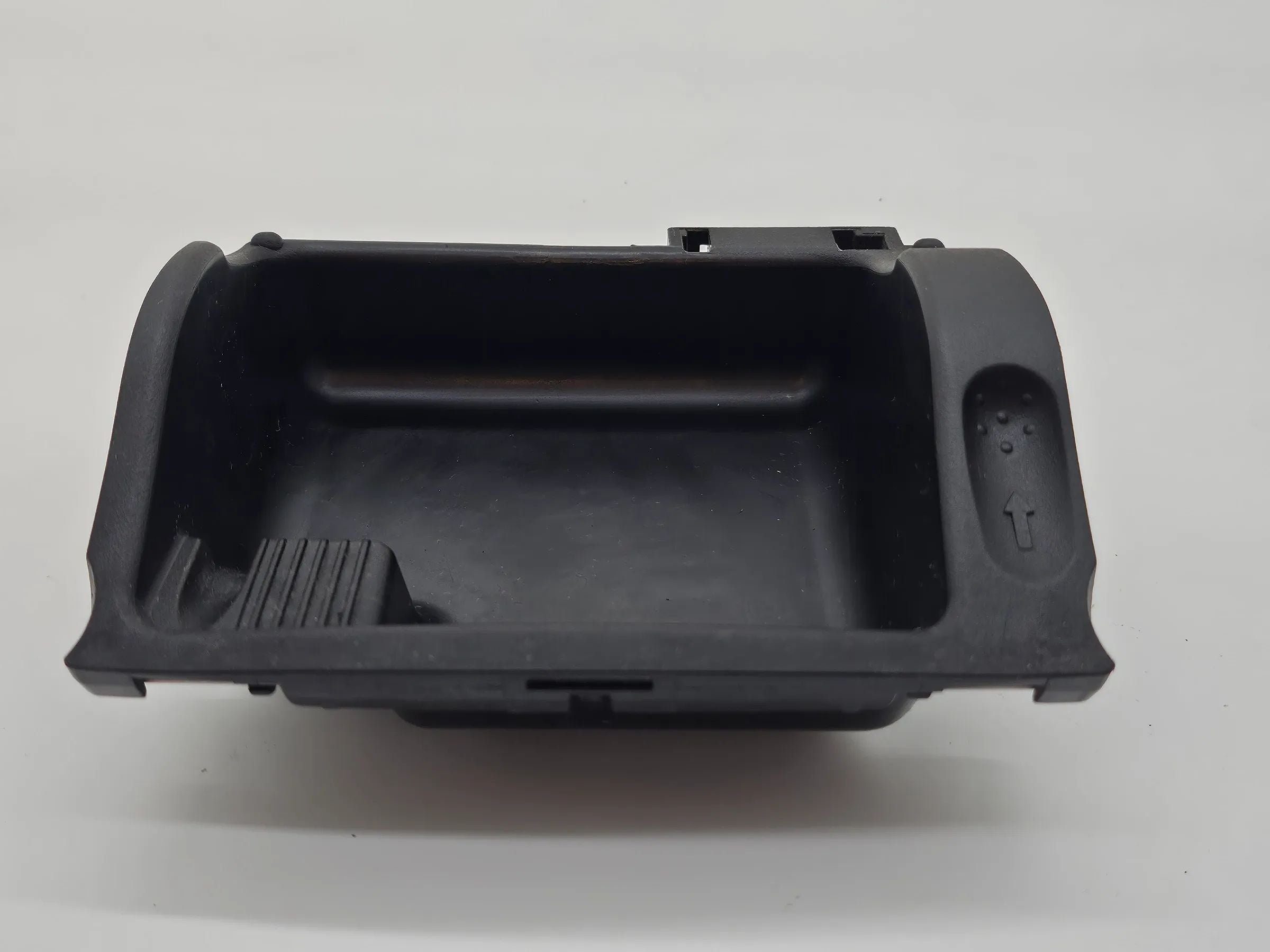 Original Mercedes Benz W203 S203 CL203 Aschenbecher Einsatz Blende 2036800130