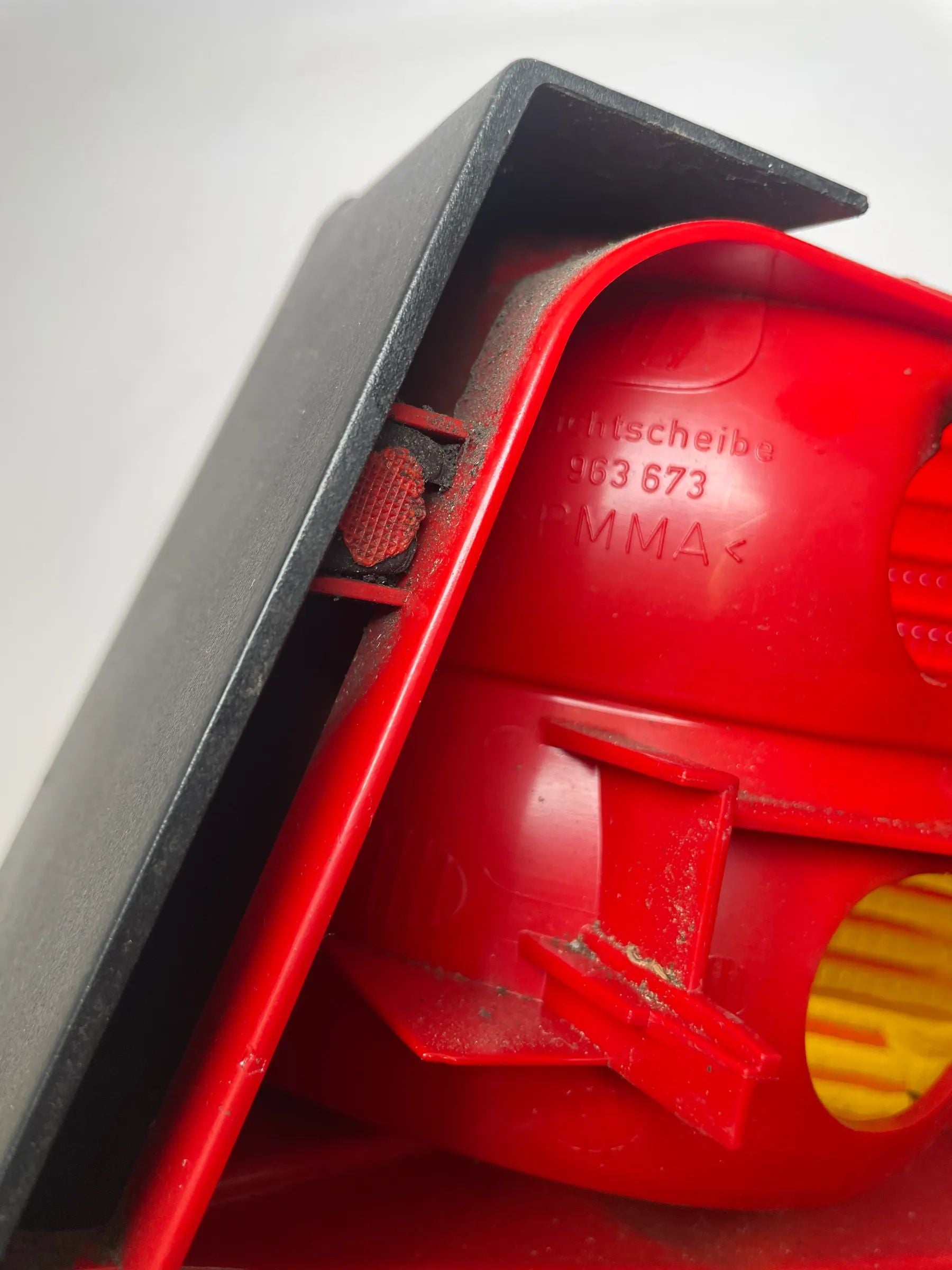 Original VW Bora 1J2 Rear Light Left Rear 963673 963685