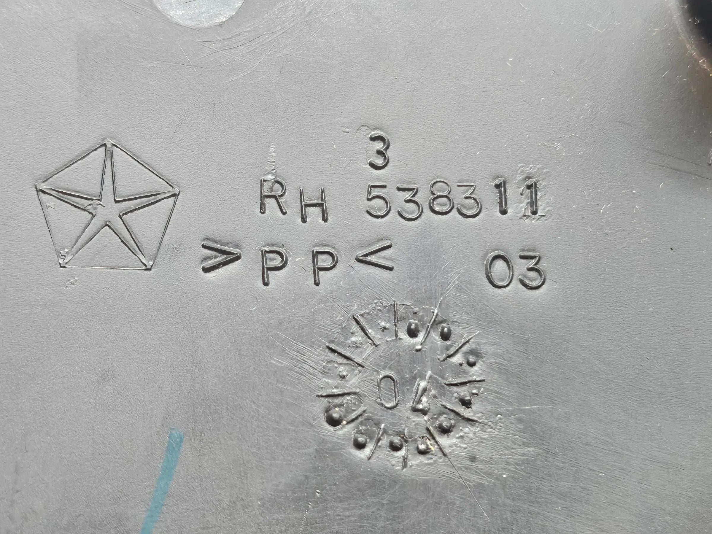 Original  Chrysler PT Cruiser Cabrio 2.4 Turbo Verkleidung rh538311