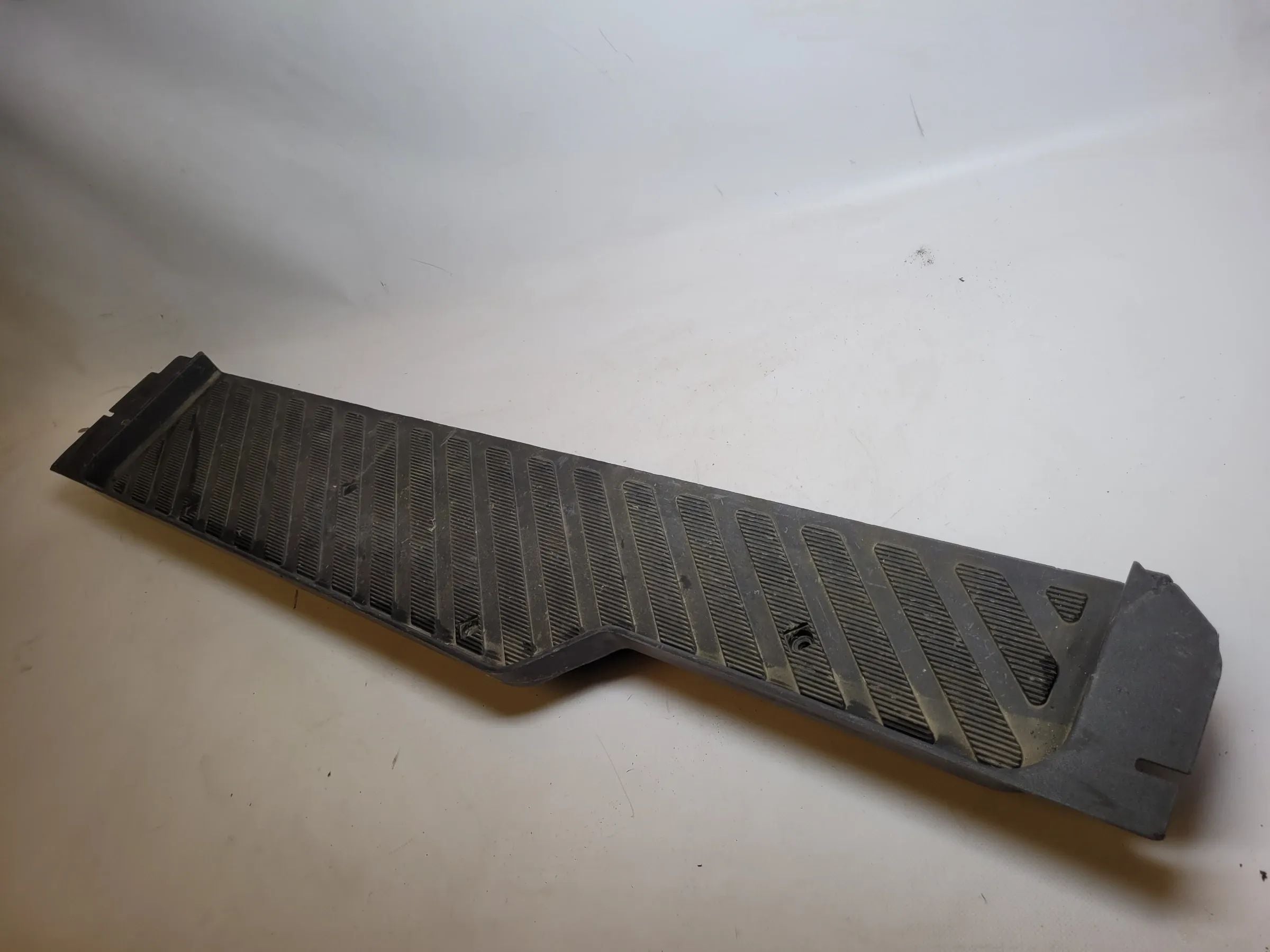 Mercedes Sprinter 901 Fußstütze Seitentür Fußablage Links A9016861128 Original