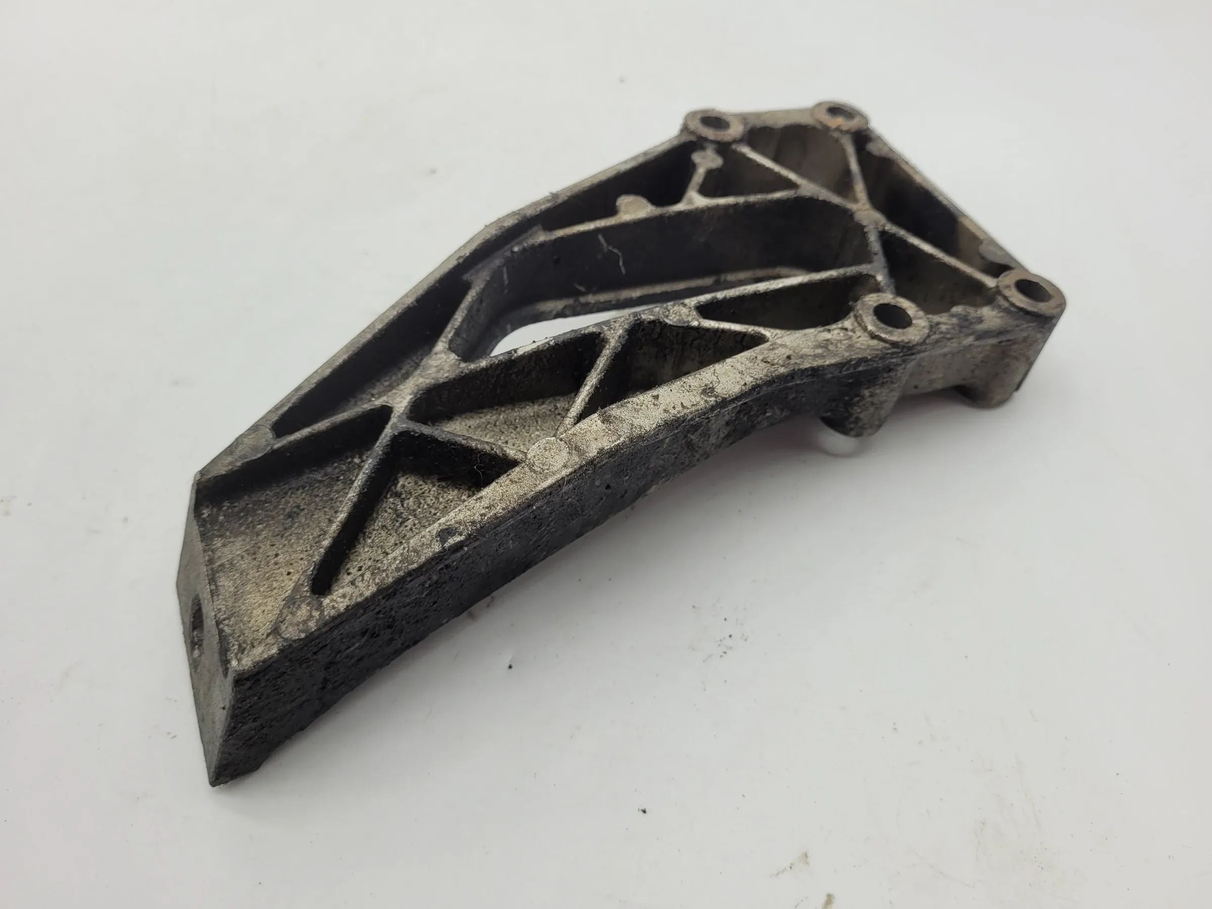 Soporte de motor BMW 5 E34 Izquierdo 1136537 Original