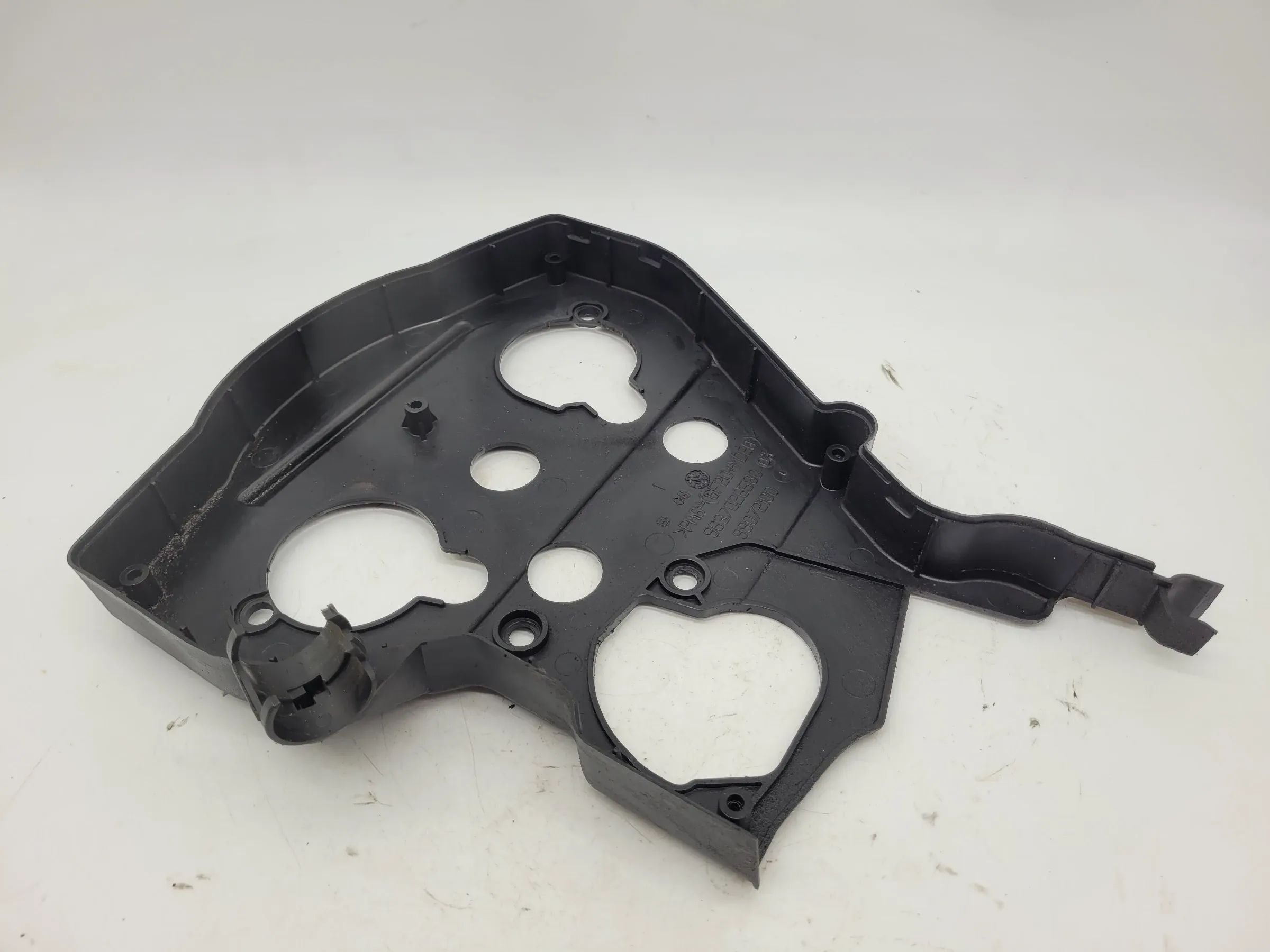ฝาครอบสายพานราวลิ้นแท้ Peugeot 206 CC (2D) หมายเลข 9637026580