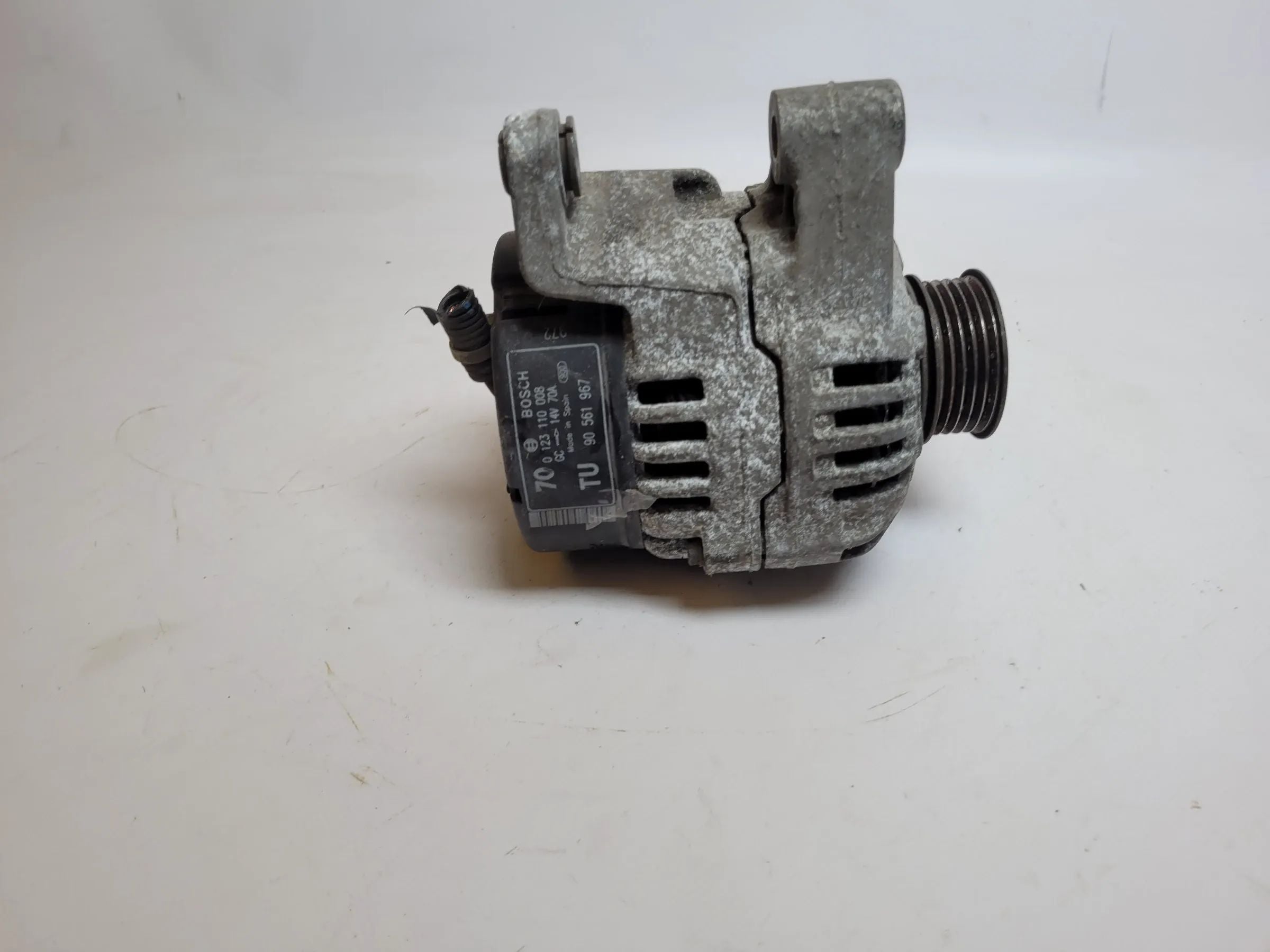 Original Opel Corsa B S93 Lichtmaschine 90561967