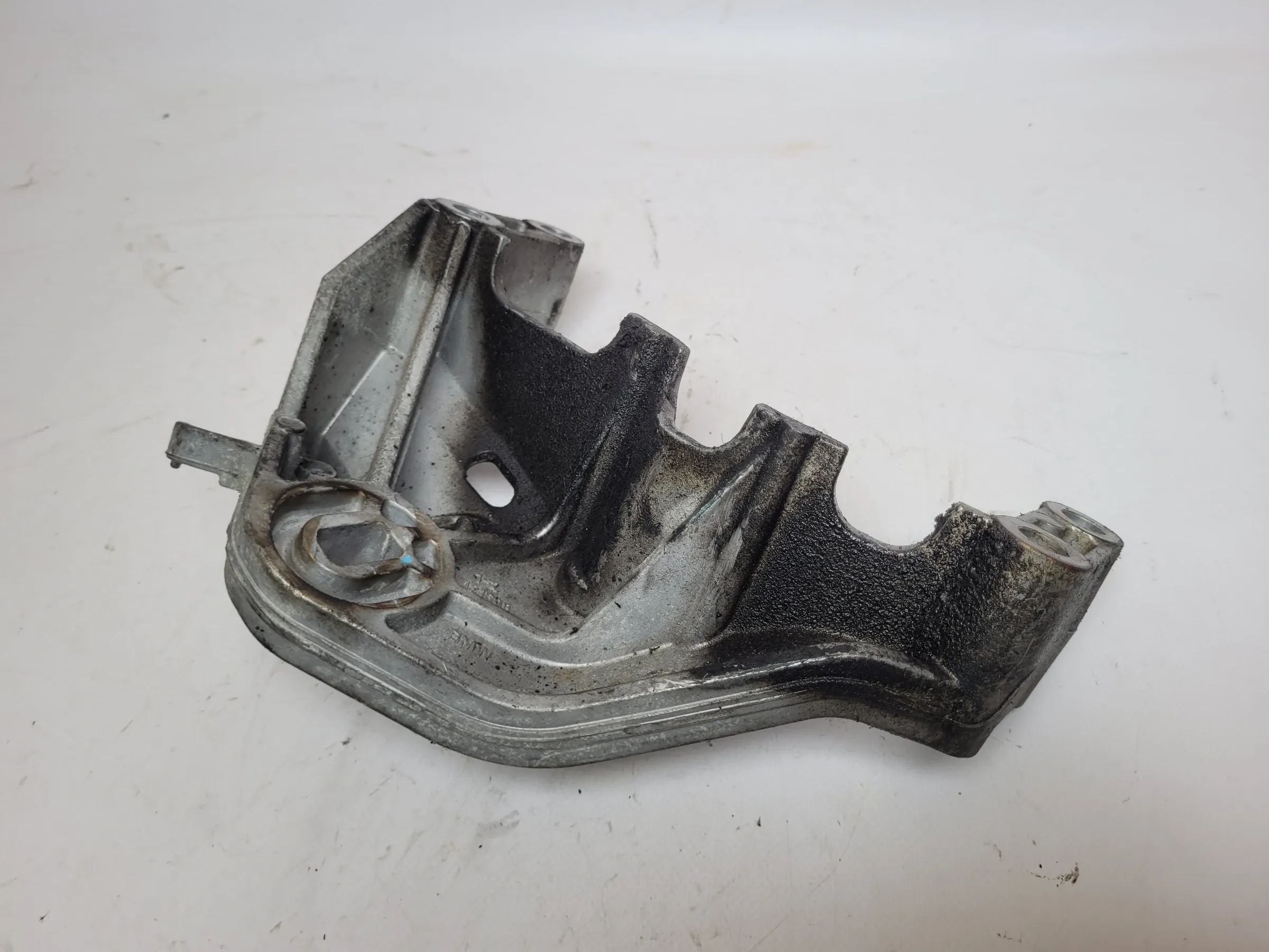 Original Mini One (R50/R53) Motorhalter rechts 1514490