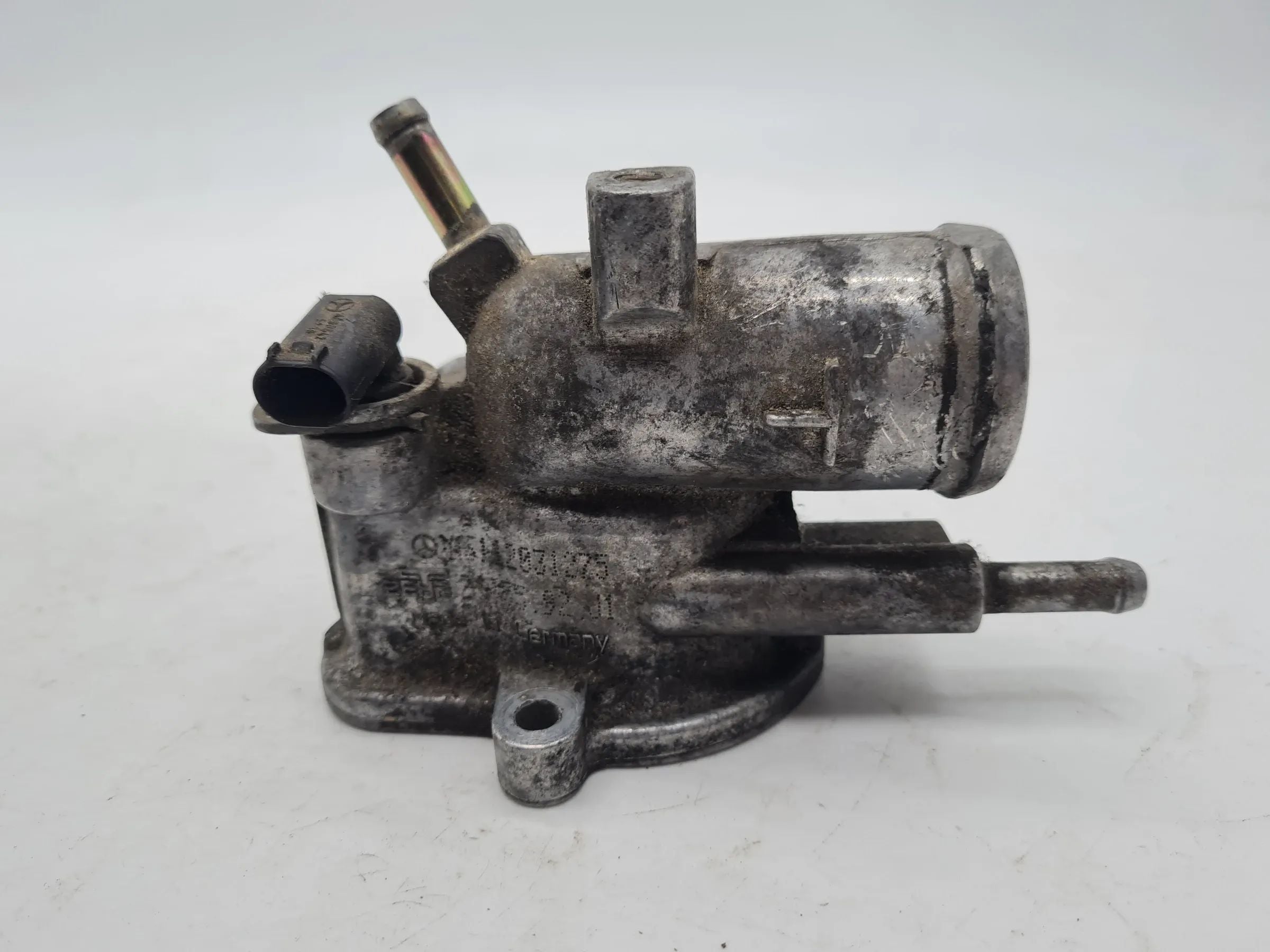 Mercedes Sprinter 901 Thermostat Kühlung Rechts A6112031275 Original