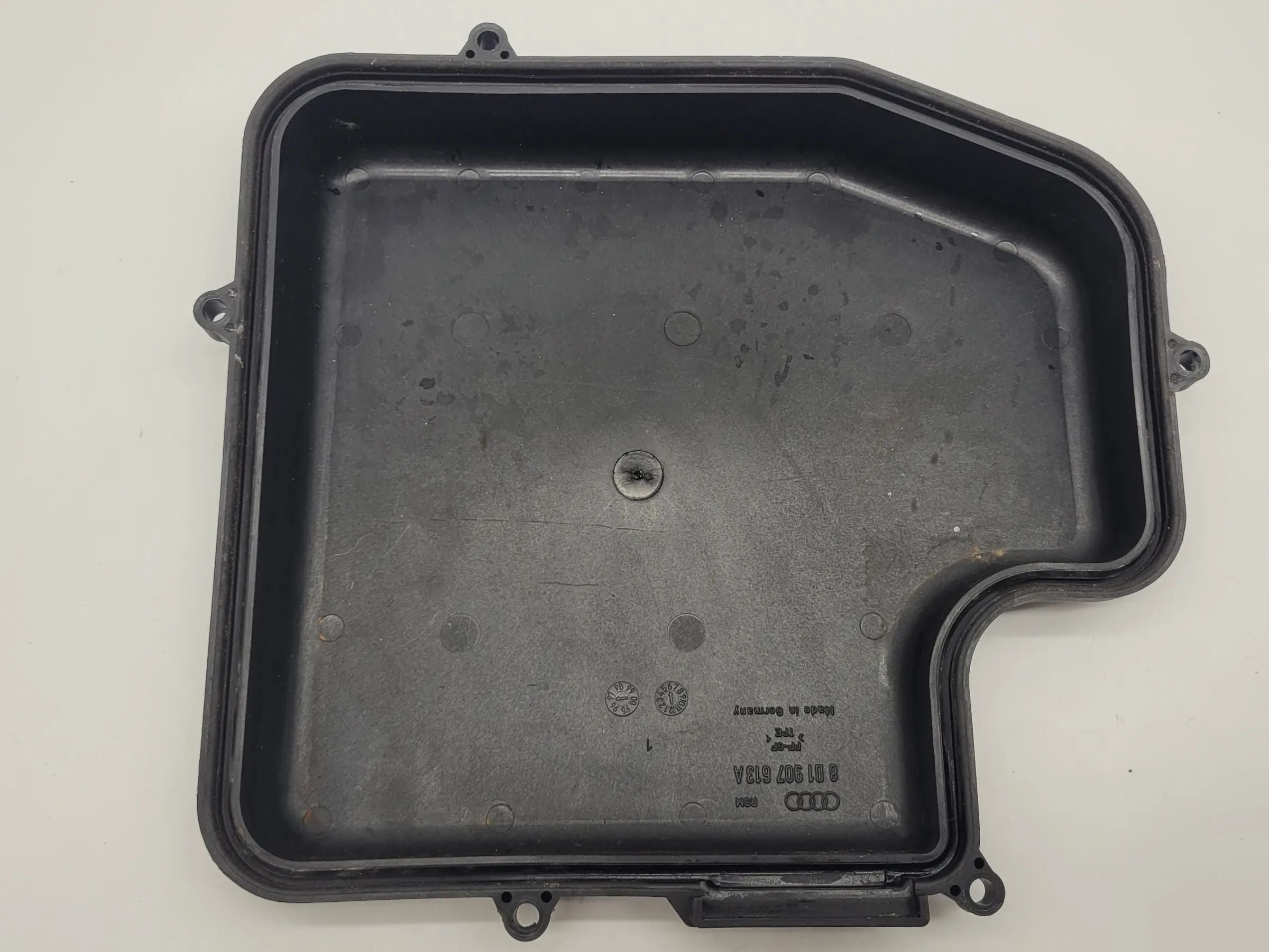 Original Audi A6 (4B2/4B4) Abdeckung Steuergerät Sicherungskasten 8D1907613A