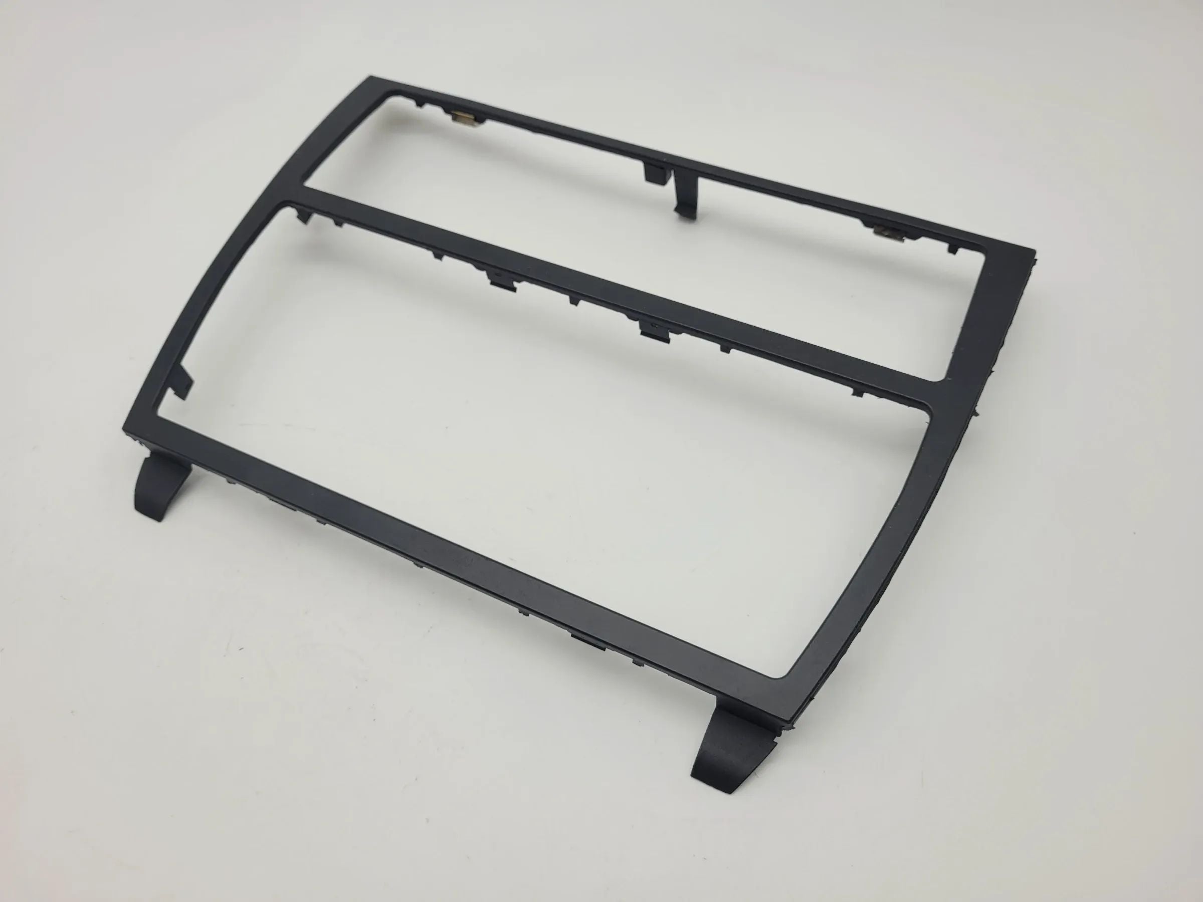Original Audi A6 (4B2/4B4) Radiorahmen Blende Verkleidung 4B0863263