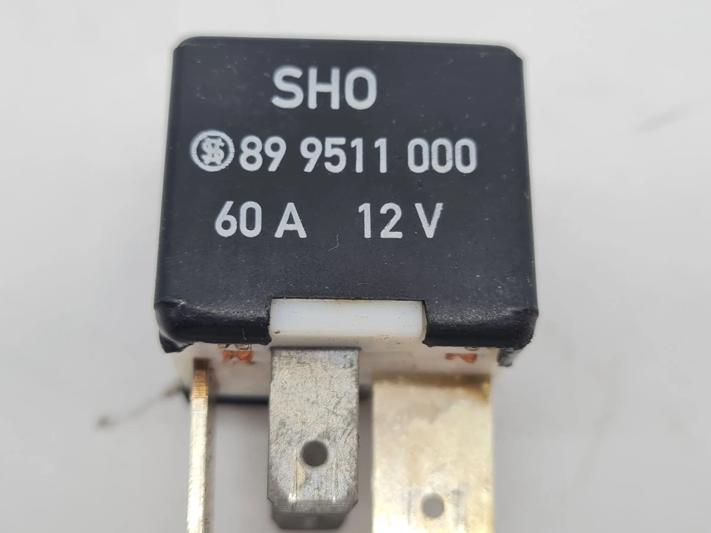 Original Audi A6 (4B2/4B4) Relais Multifunktionsrelais 443951253J