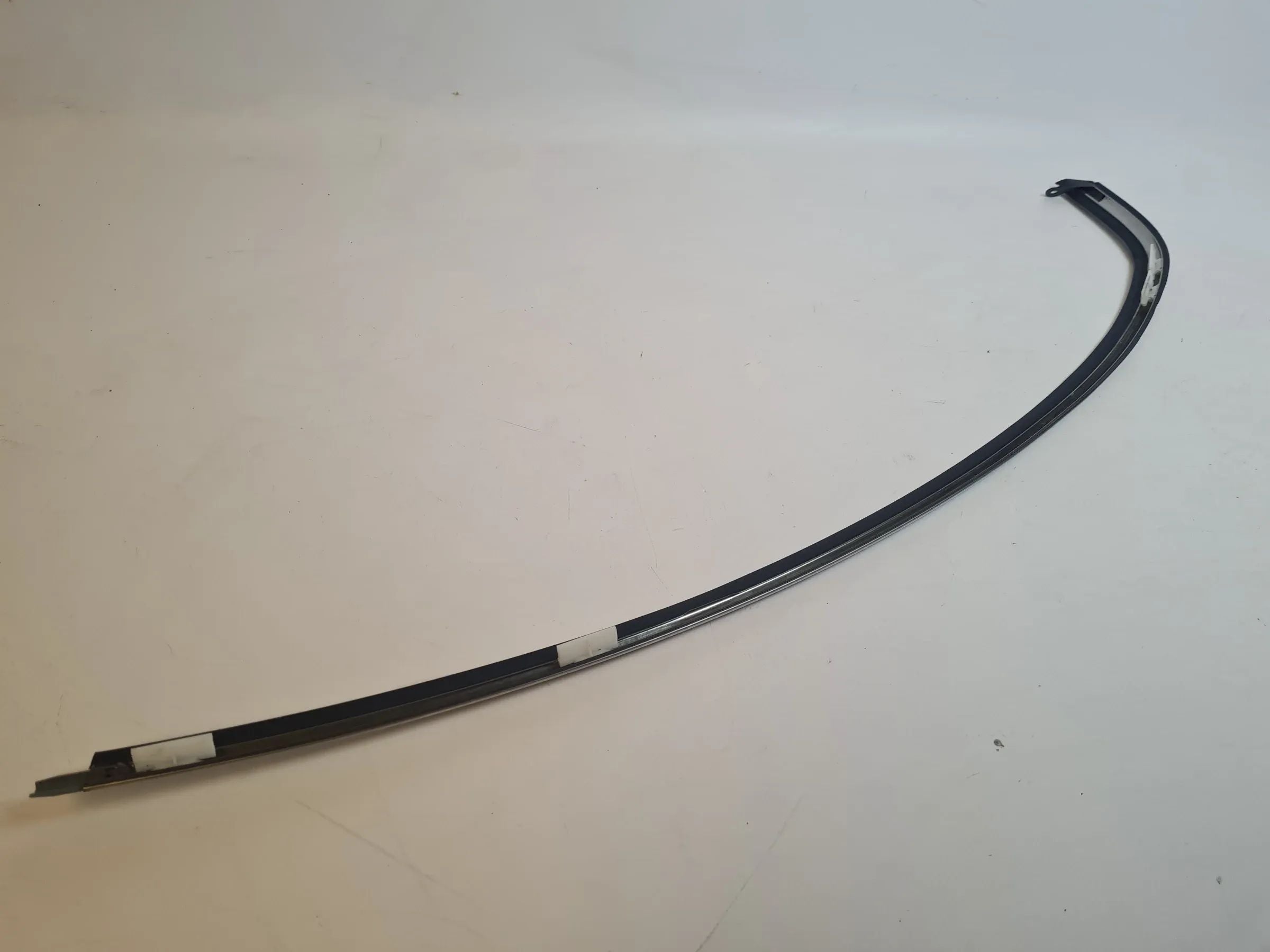 Original Mini One (R50/R53) Dichtung Windschutzscheibe Vorne Rechts 7051528