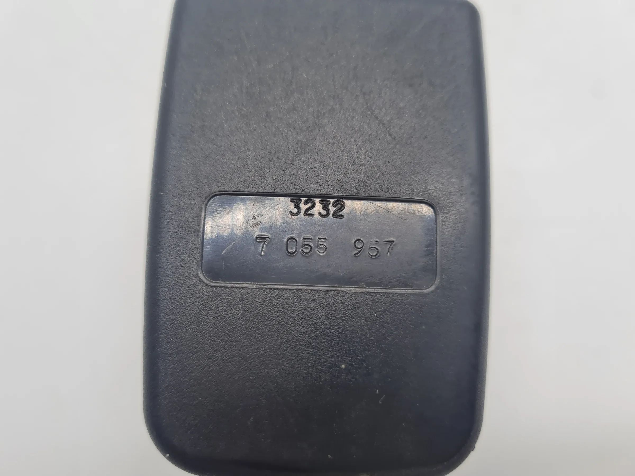 Original Mini One (R50/R53) Doppelgurtschloss Hinten Mitte 7055957