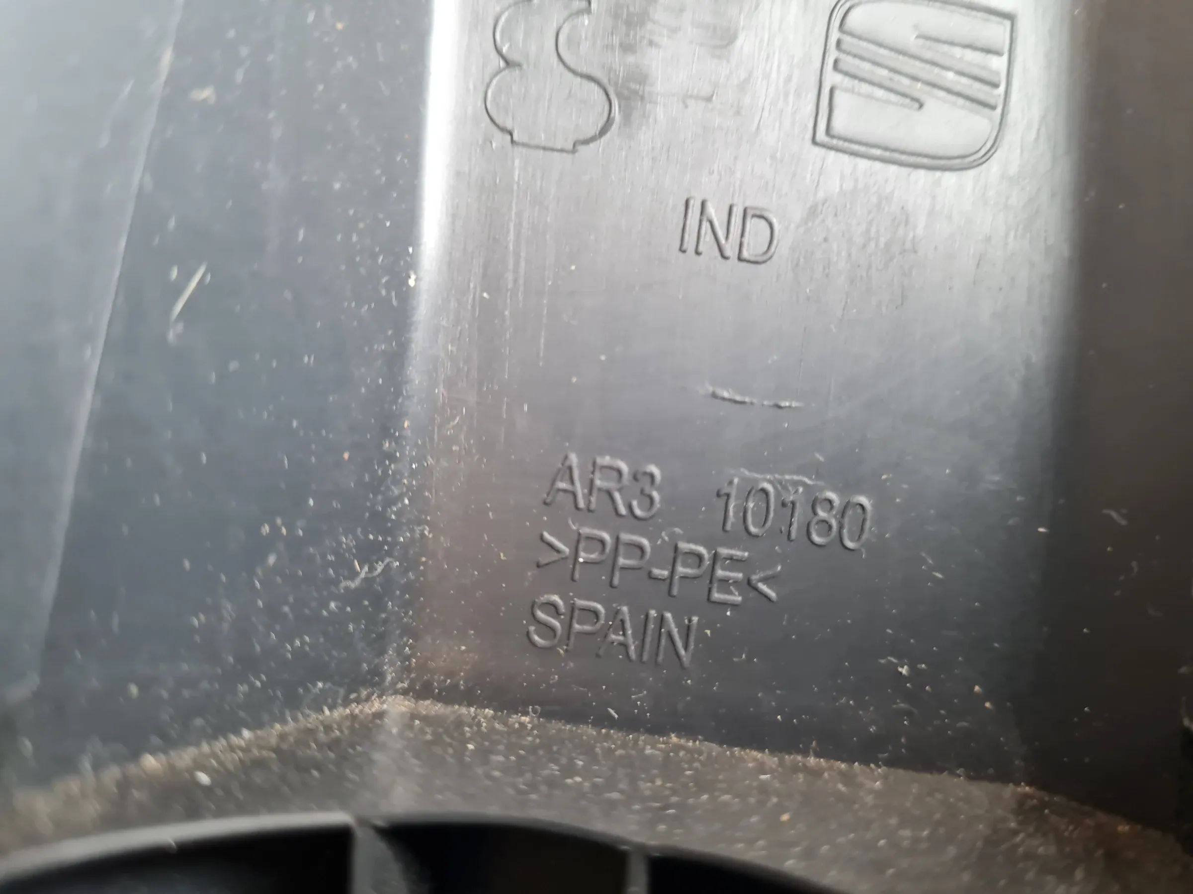 Original Seat Ibiza IV (6J5/6P1) Abdeckung Schlossträger Ladekante 6J4863459C
