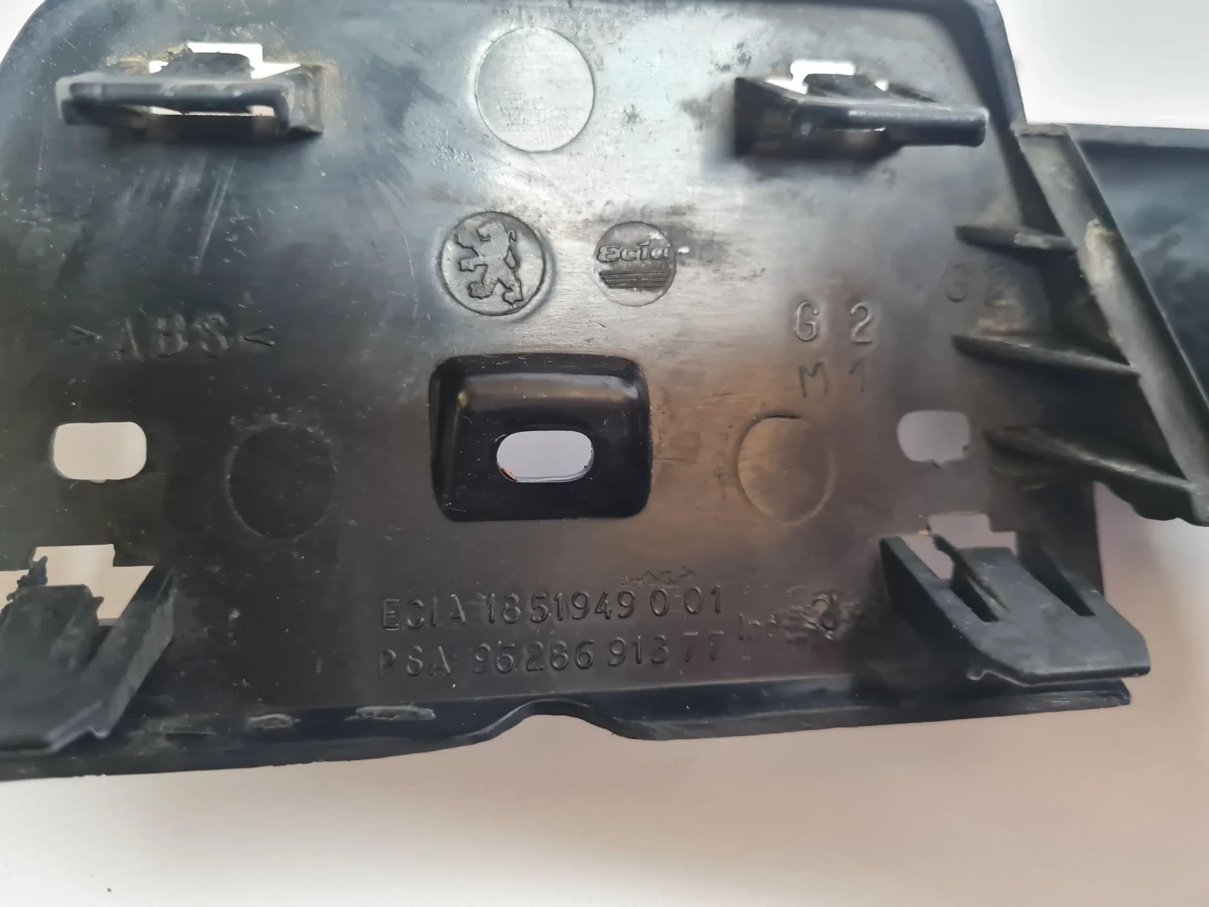 Original Peugeot 206 (2D,2A/C,2E/K) Zierblende Kühlergrill Links 9628691377