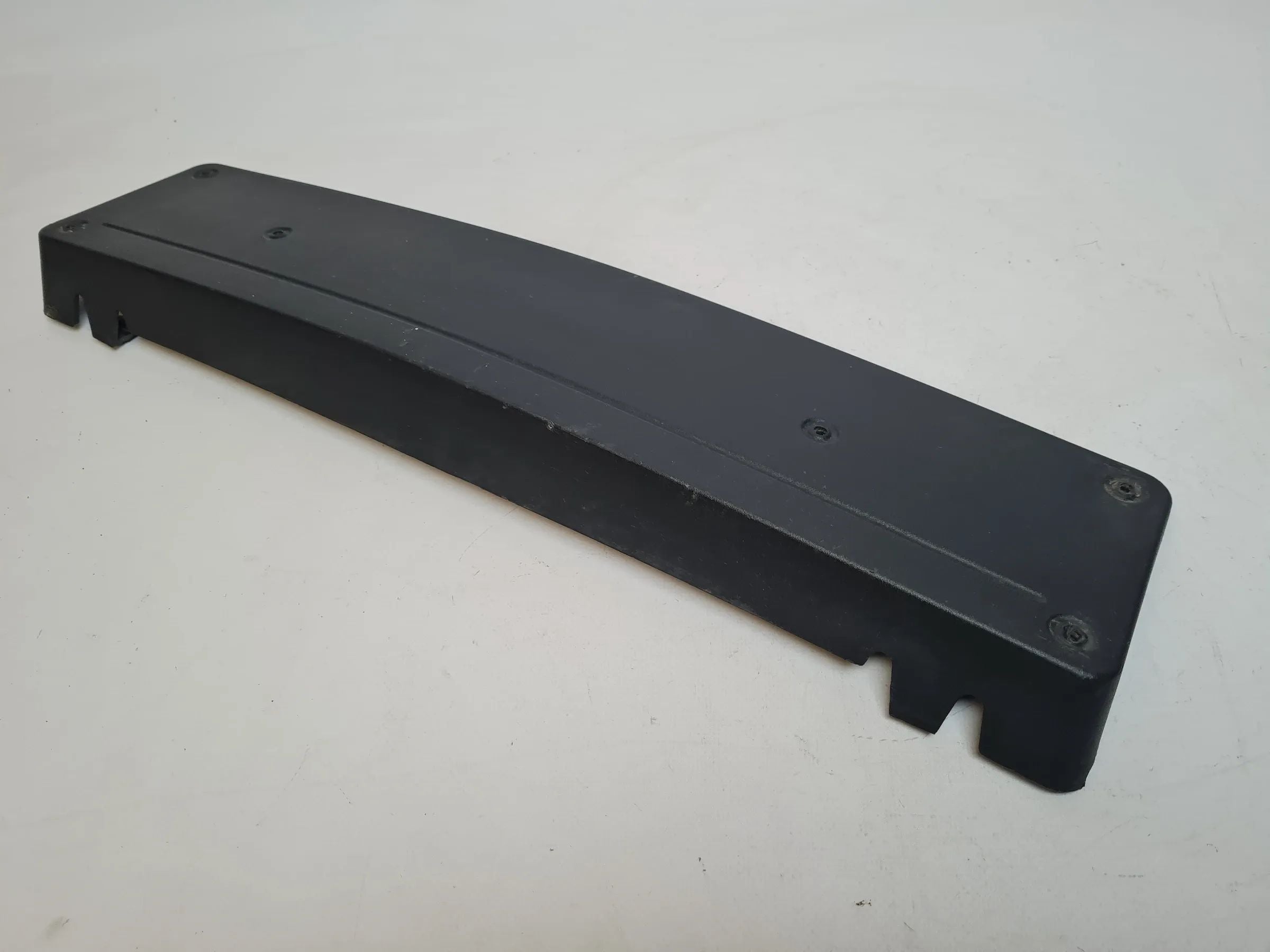 Original Mercedes-Benz C-Klasse (W203) Kennzeichenhalter A2038850781