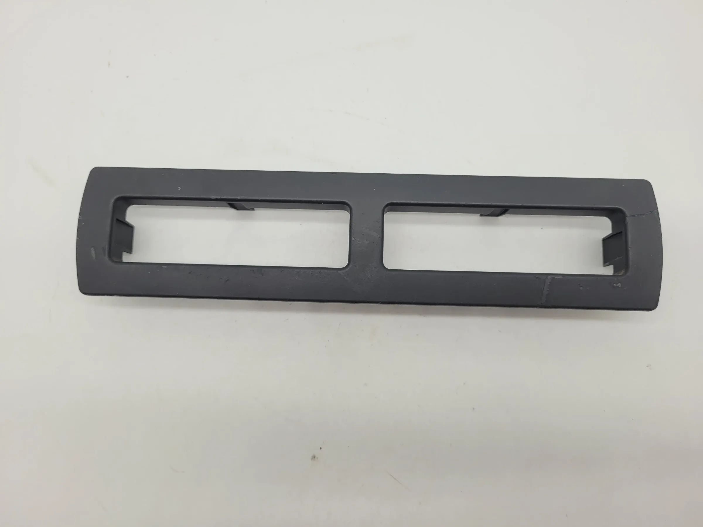 Original Audi A6 (4B2/4B4) Abdeckung Blende Getränkehalter 4B0885607