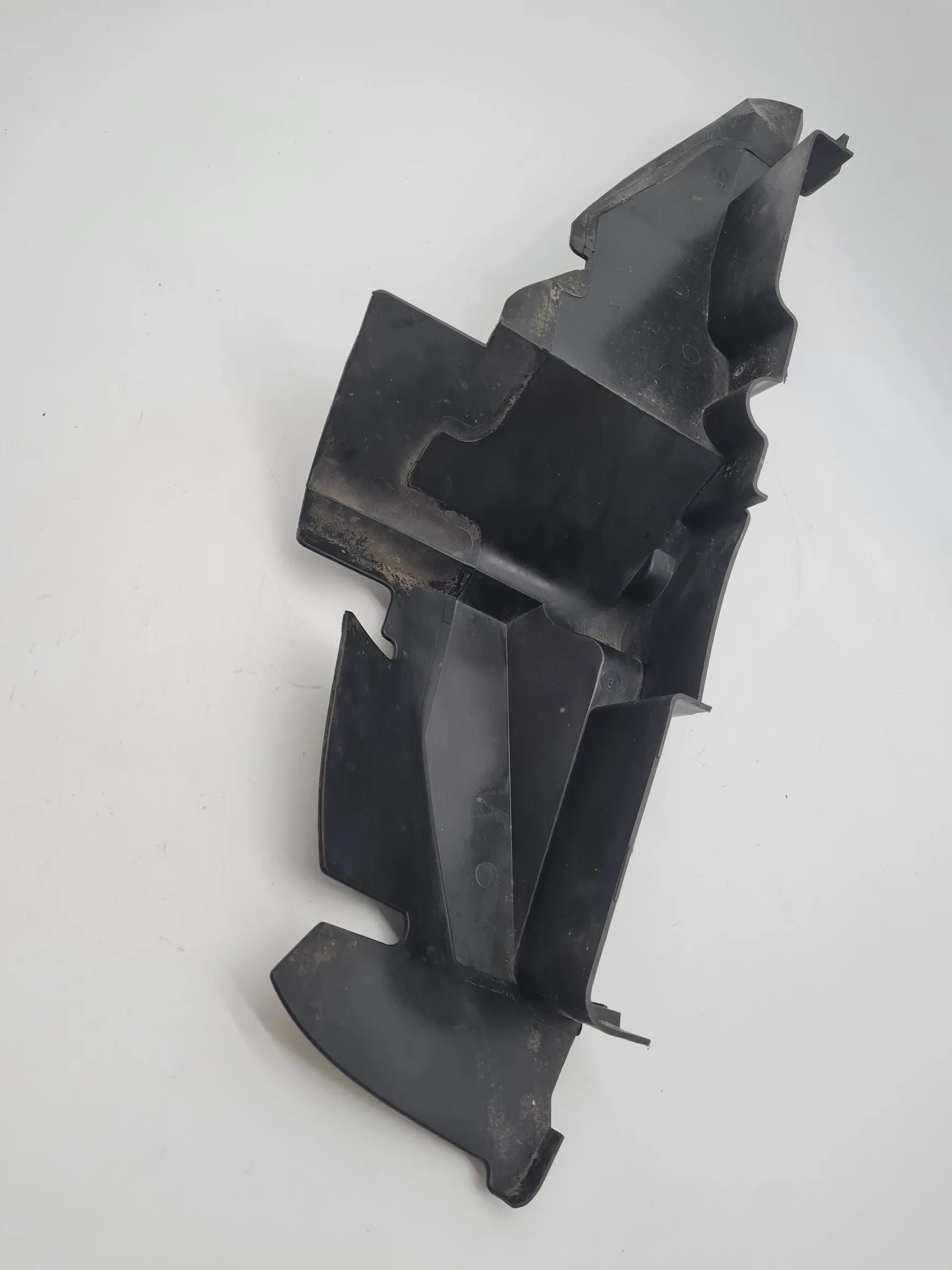Original Audi A6 (4B2/4B4) Luftleitblech Schlossträger Kühler Rechts 4B0121284