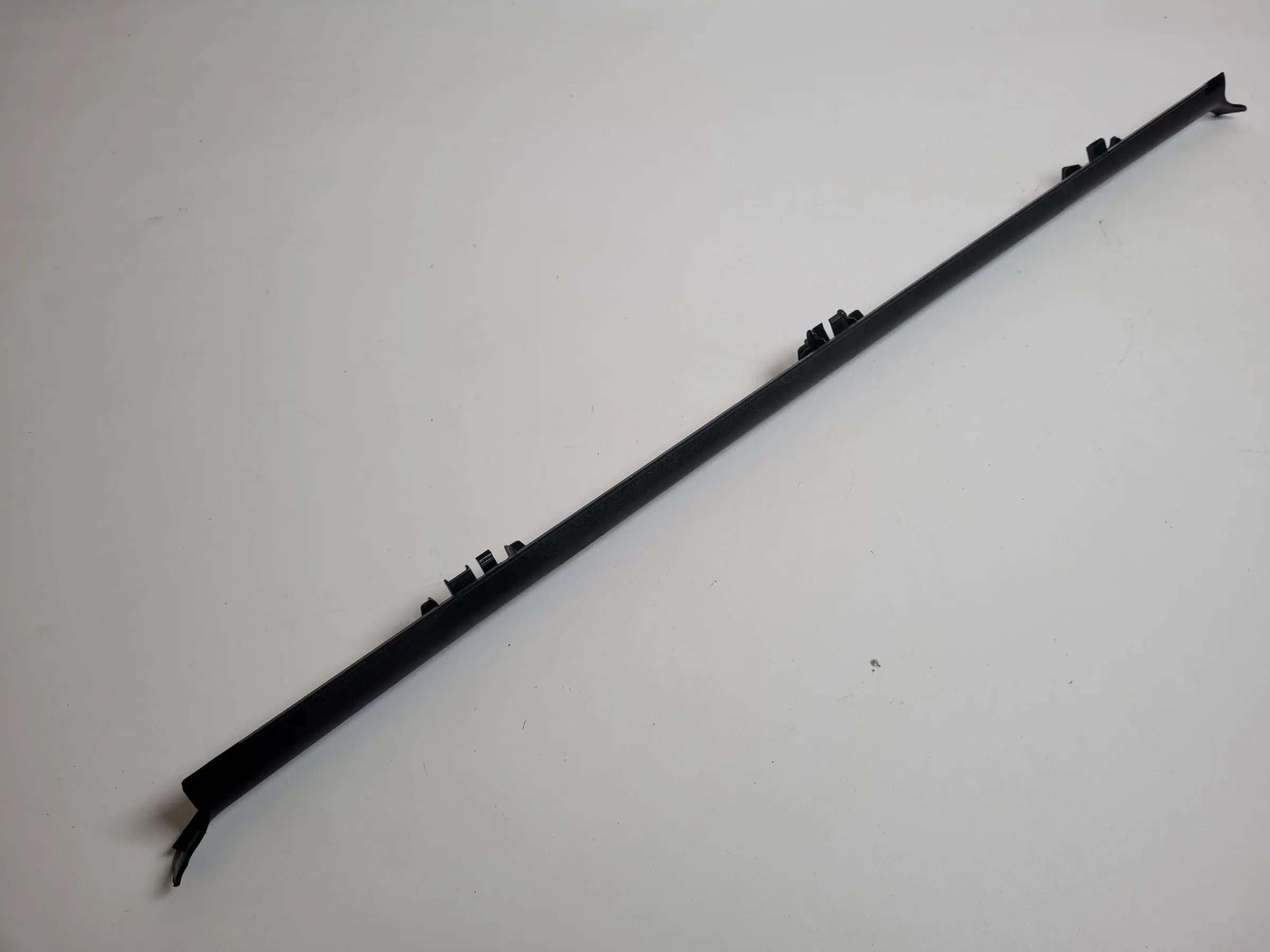 Original Mercedes-Benz C-Klasse (W203) Abdeckung Blende Dach A2037800092