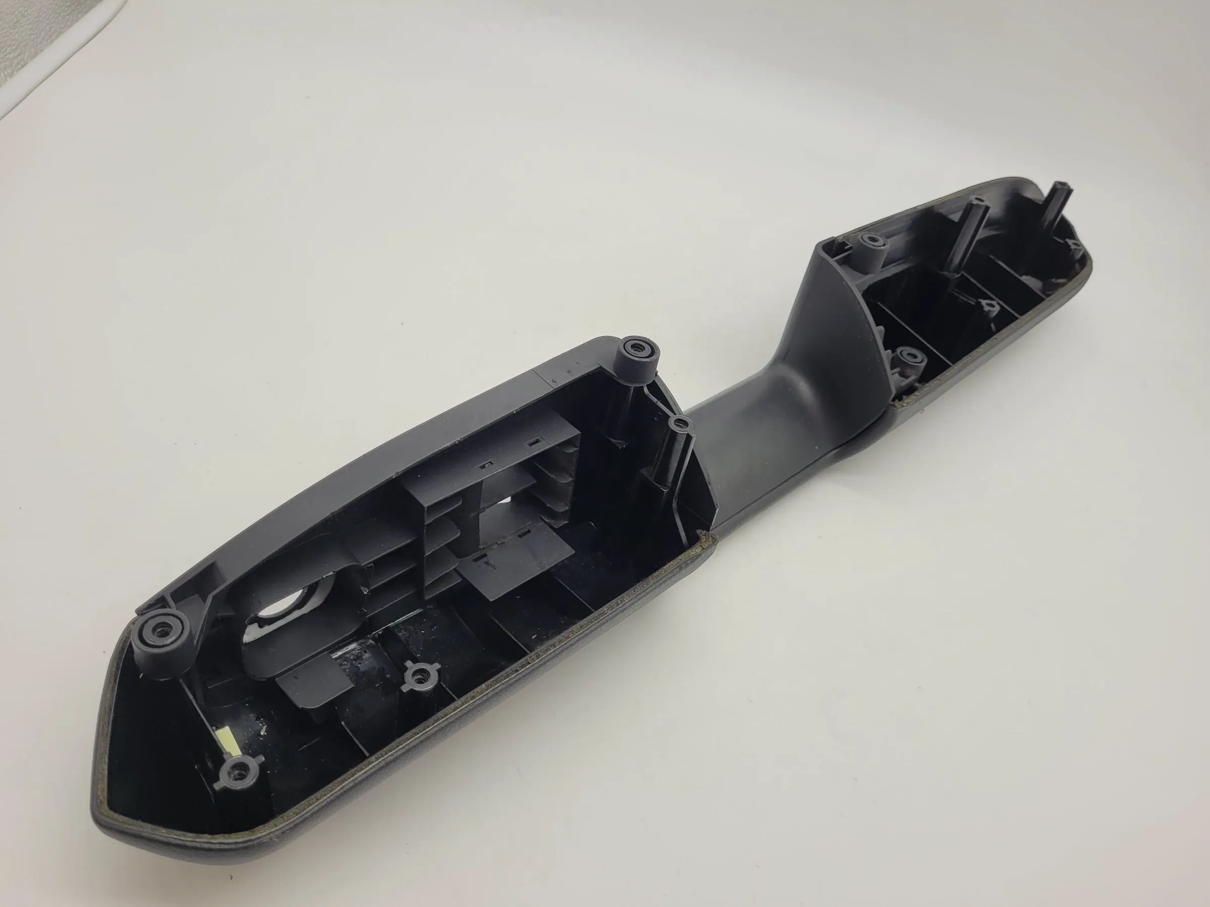 Original Audi A4 (8E/B6/B7) Armstütze Armlehne Türgriff Links Vorne 8E1867173