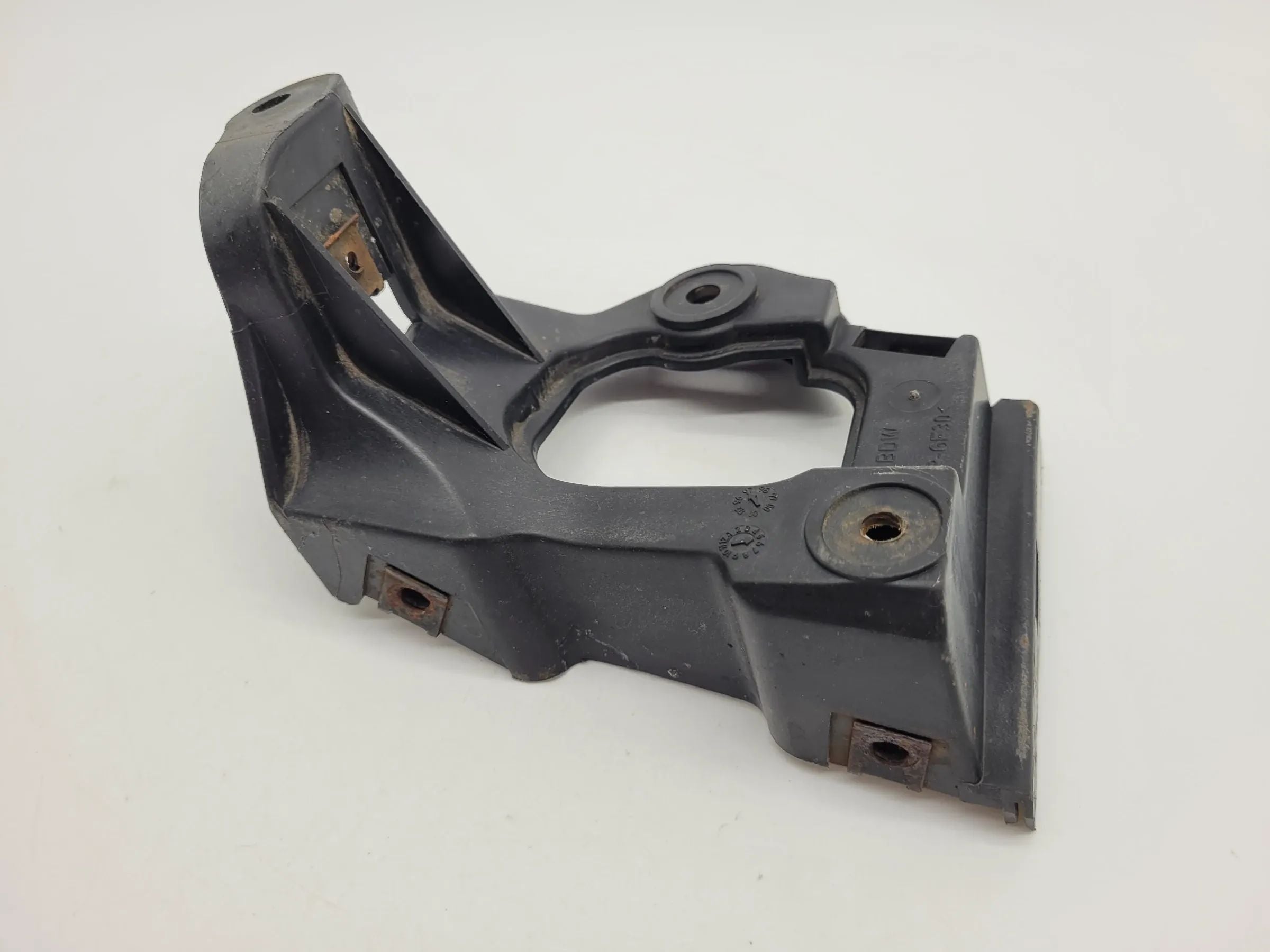 Original Audi A6 (4B2/4B4) Halter Seitenschweller Links 4B0853921A