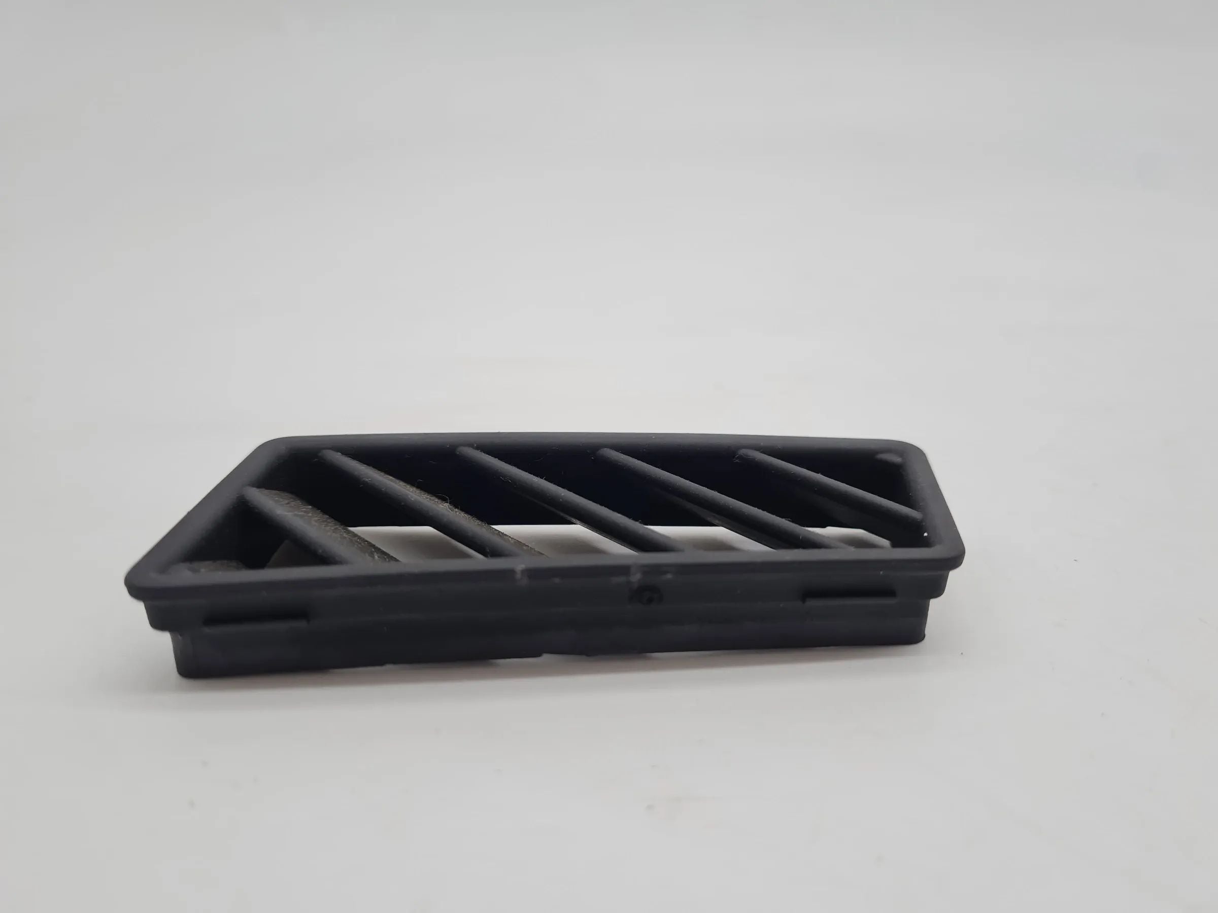 Original Audi A4 (8E/B6/B7) Luftgitter Blende Armaturenbrett Rechts 8E0819794B