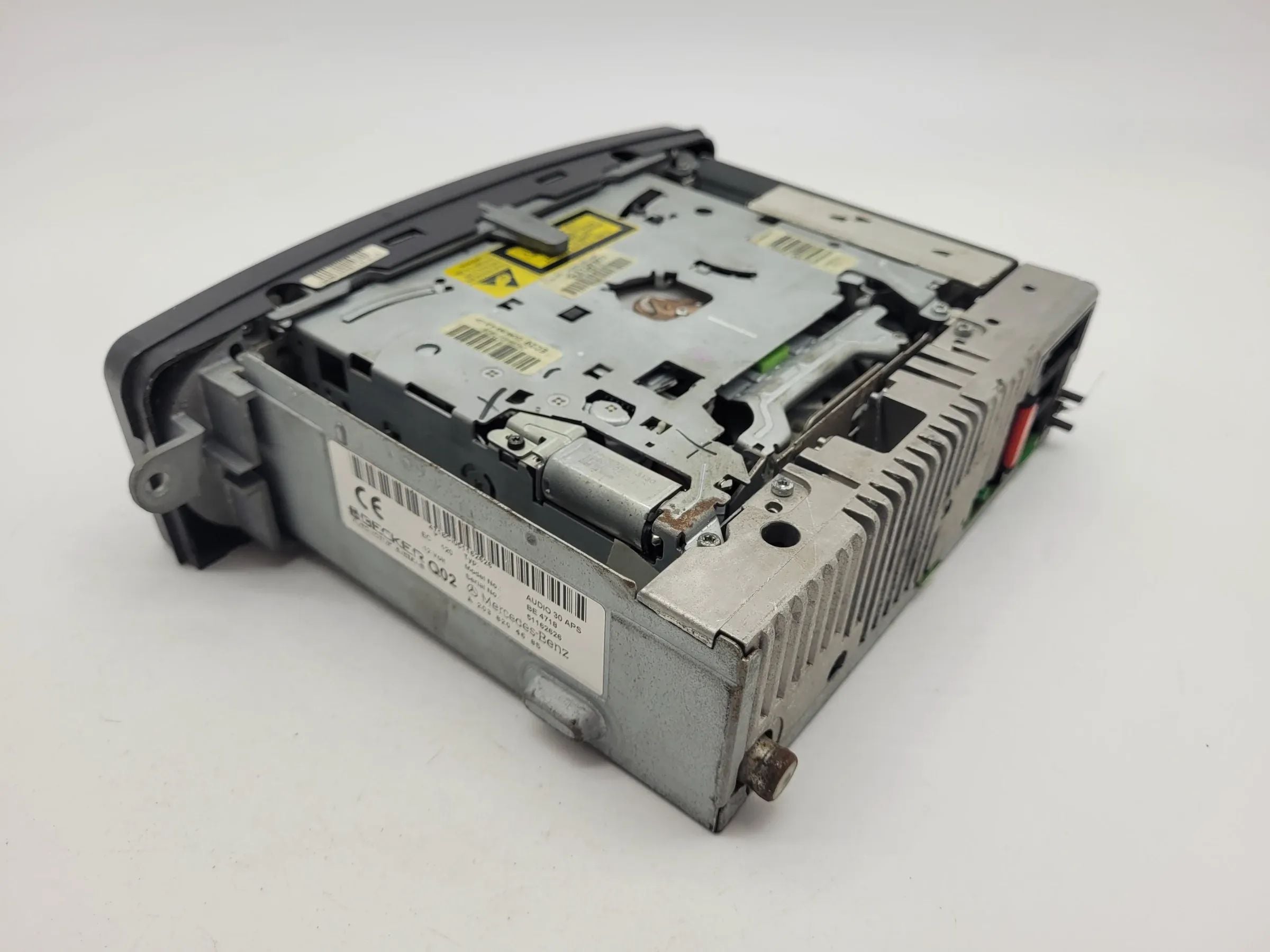 Original Mercedes-Benz C-Klasse (W203) CD-Radio Autoradio A2038204685