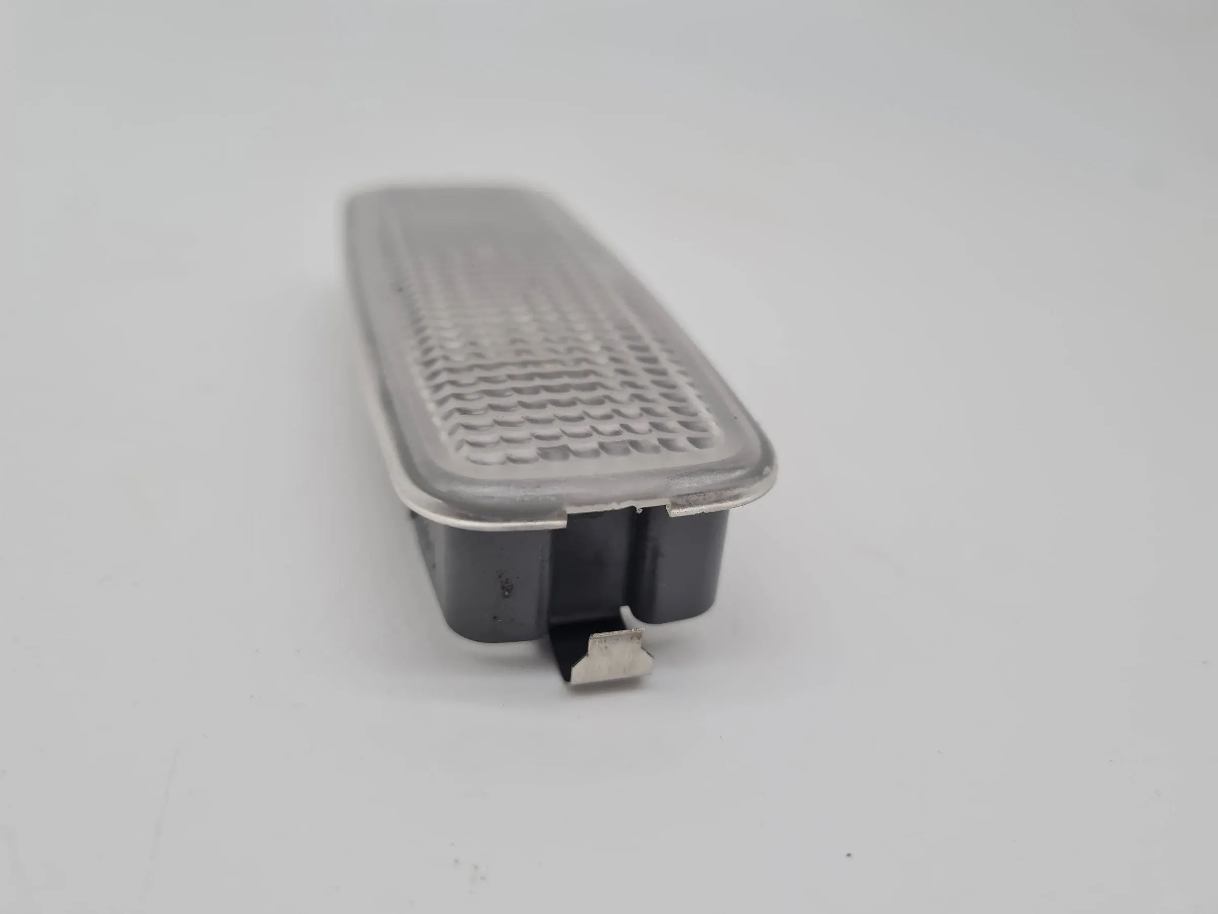 Original Audi A6 (4B2/4B4) Beleuchtug Sonnenblende 8L0947105A