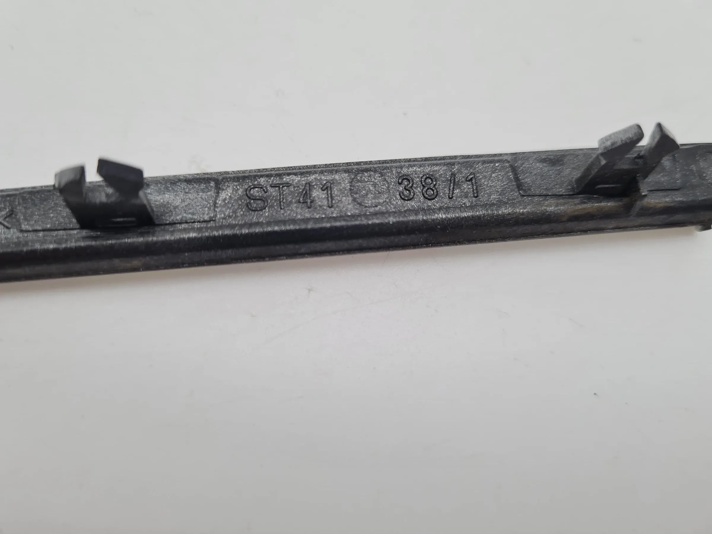 Original Fiat Punto Grande (199) Zierleiste Armaturenbrett 735383282