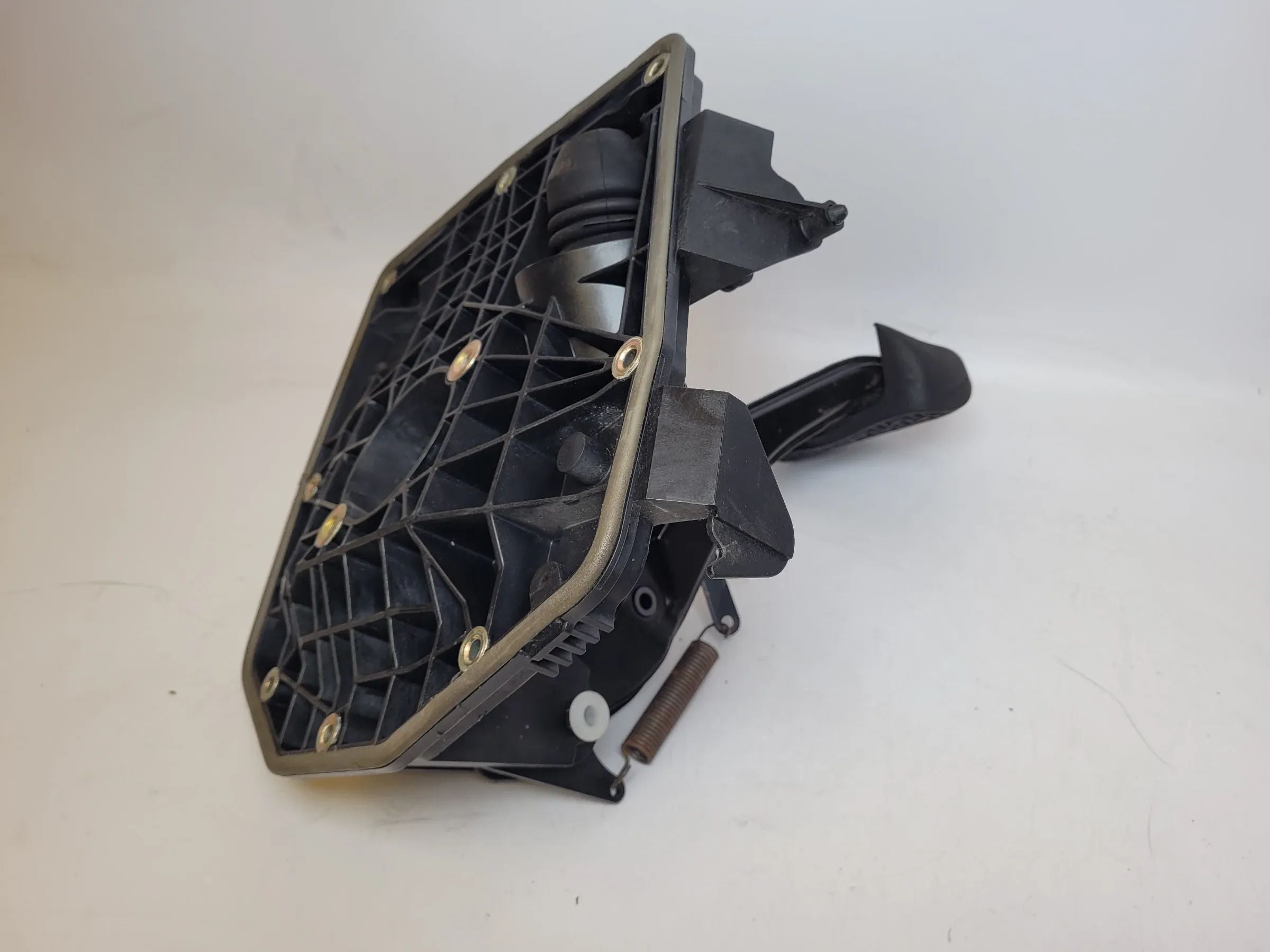 Original Mercedes A-Klasse (W168) Pedalwerk Bremspedal Automatik A1682900549